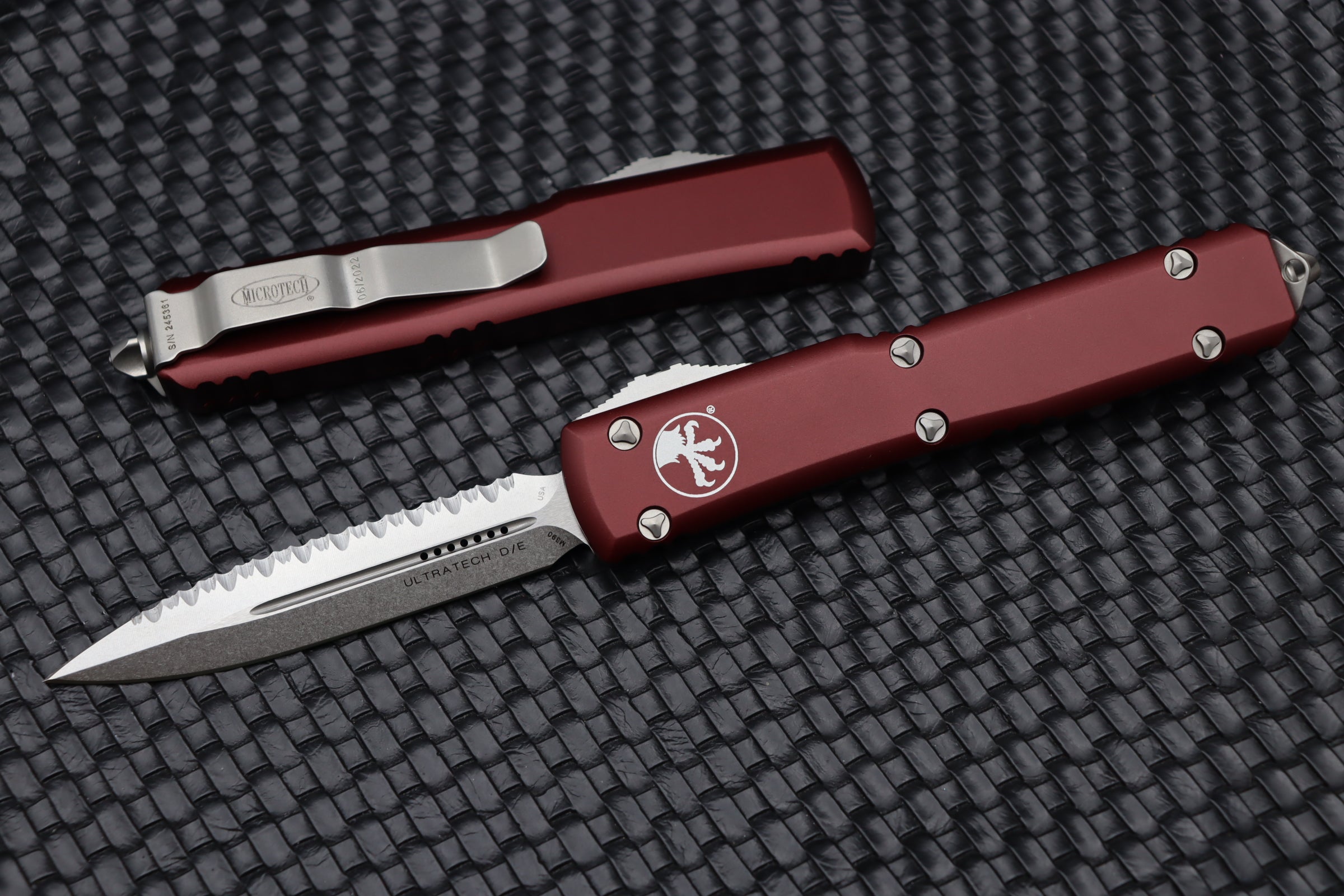 Premium Microtech Ultratech Double Edge Knife - Stonewash & Merlot Finish