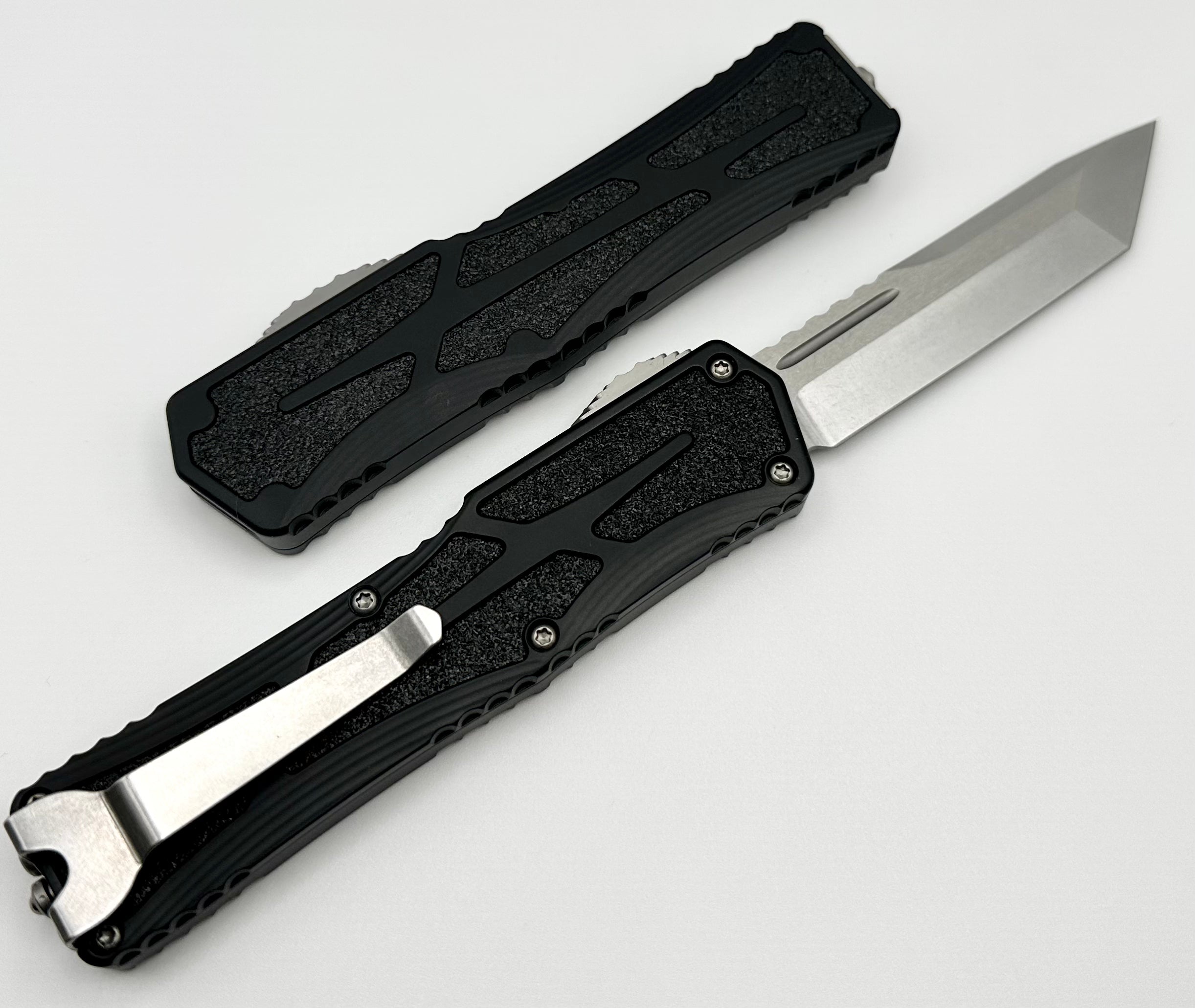 Heretic Knives Colossus Tanto Edge - Premium Stonewash Magnacut Blade & Black Grip Handle