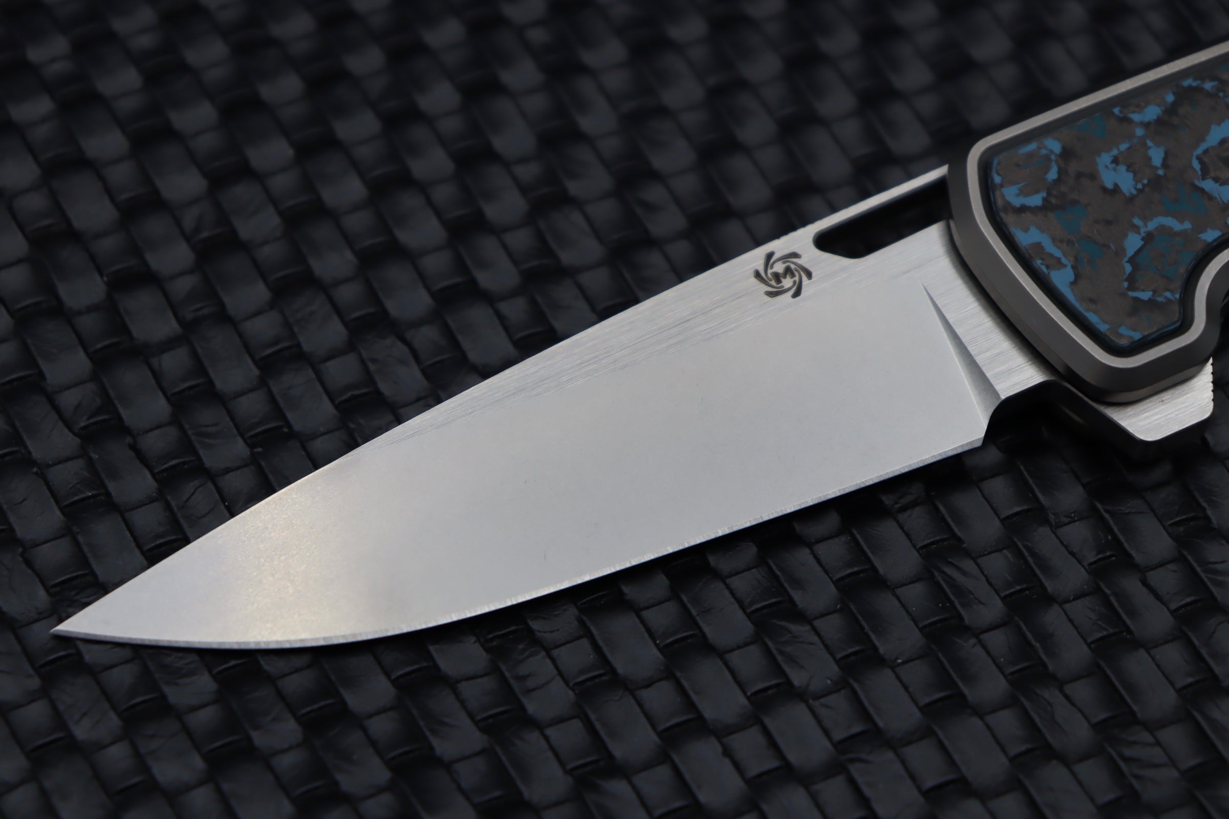 Premium Mechforce M-1 Knife: Arctic Storm Fat Carbon & M390 Steel