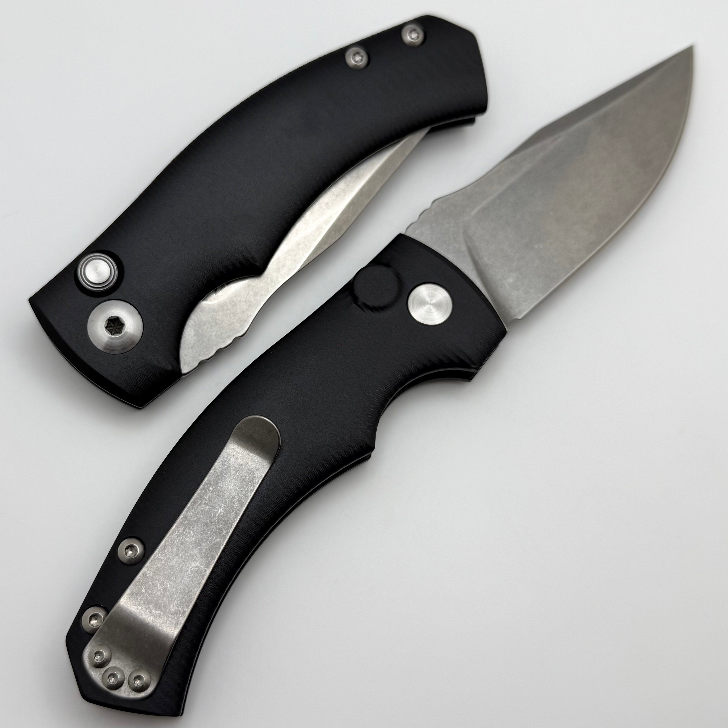 Defiant 7 Valmara Automatic Knife - Premium Black Aluminum Handles & Stonewash CPM-154 Blade