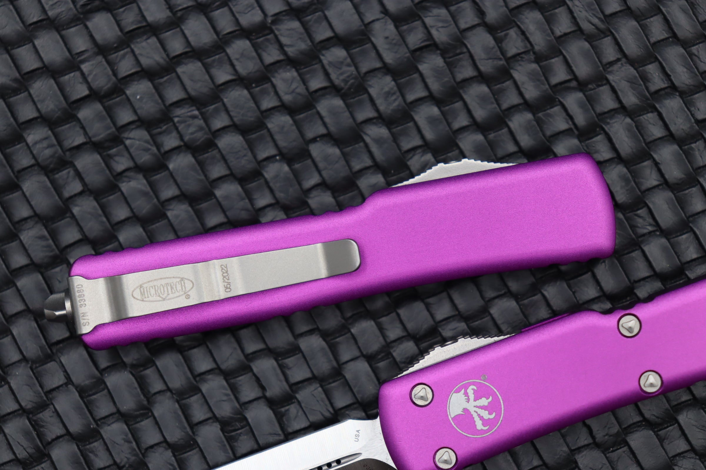 Microtech UTX-70 Double Edge Satin Violet – Compact Premium EDC Knife