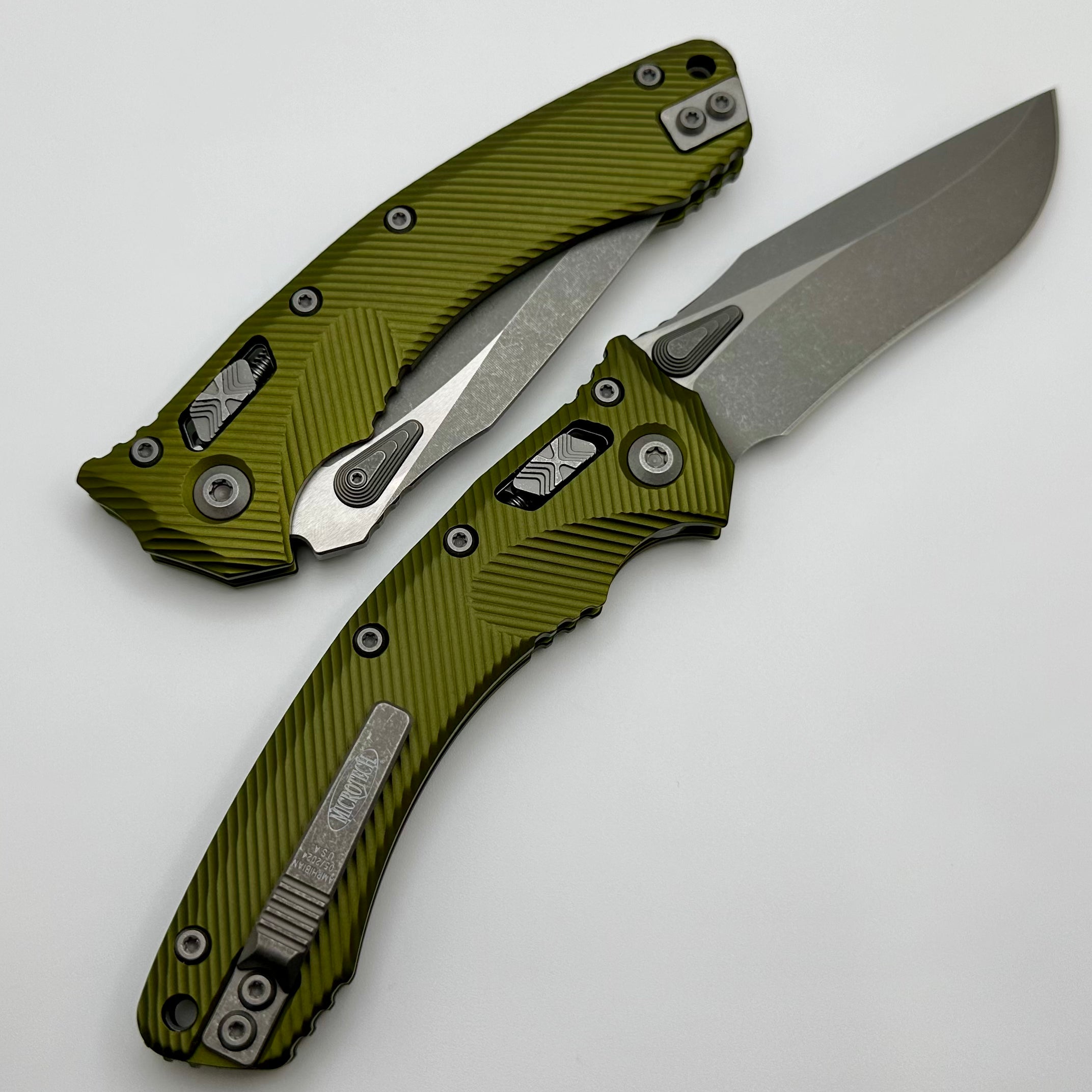 Microtech Amphibian RAM LOK Premium Tactical Knife - OD Green Fluted Aluminum & Apocalyptic M390MK Blade