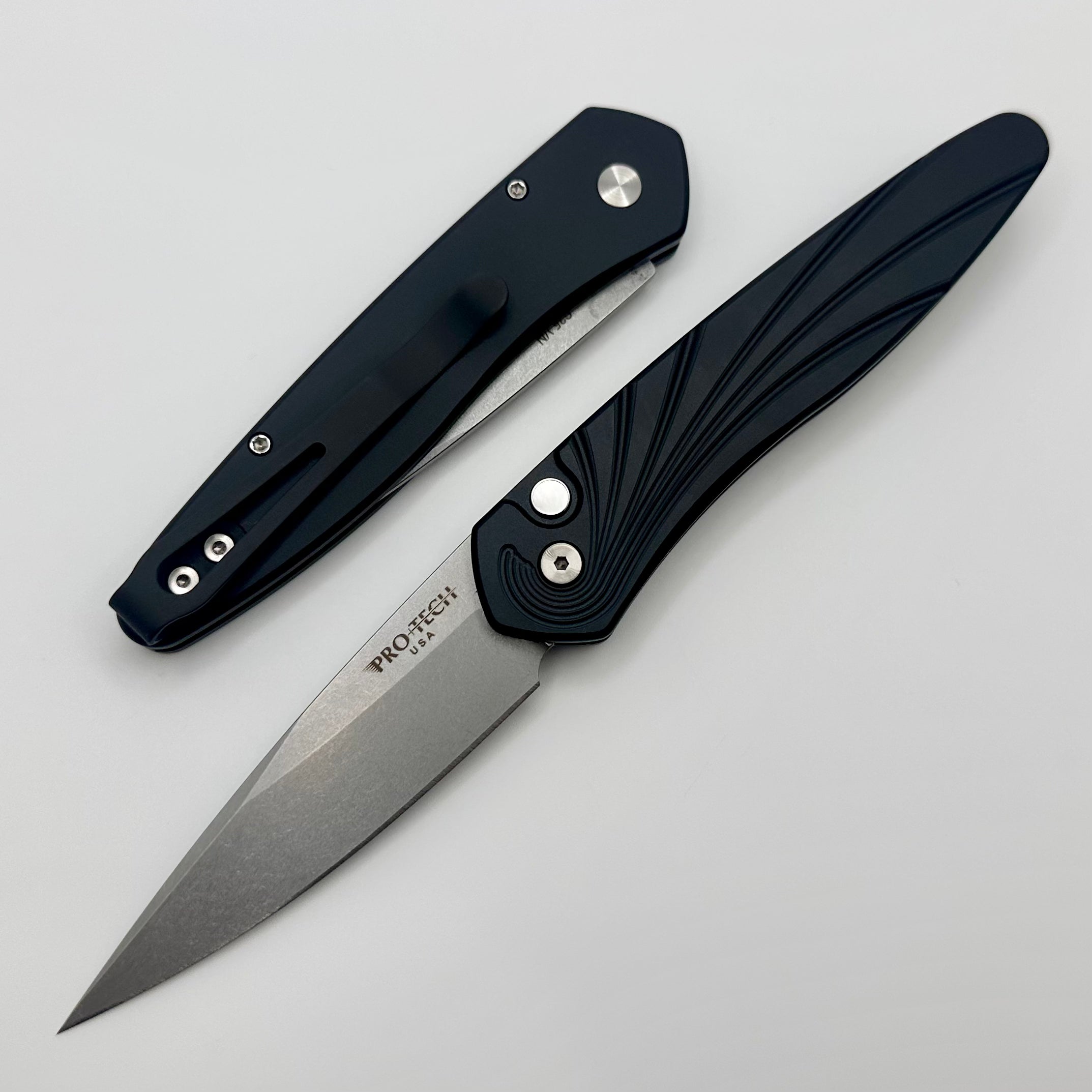 Premium Pro-Tech Newport Black 3D Wave with Mother of Pearl Button & S35VN Blade