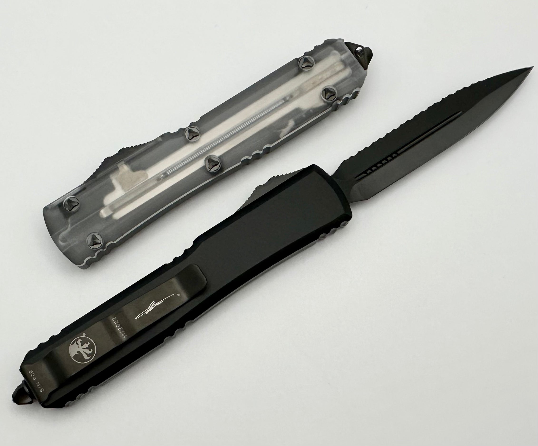 Microtech Ultratech Clear Top DLC - Premium Tactical OTF Knife