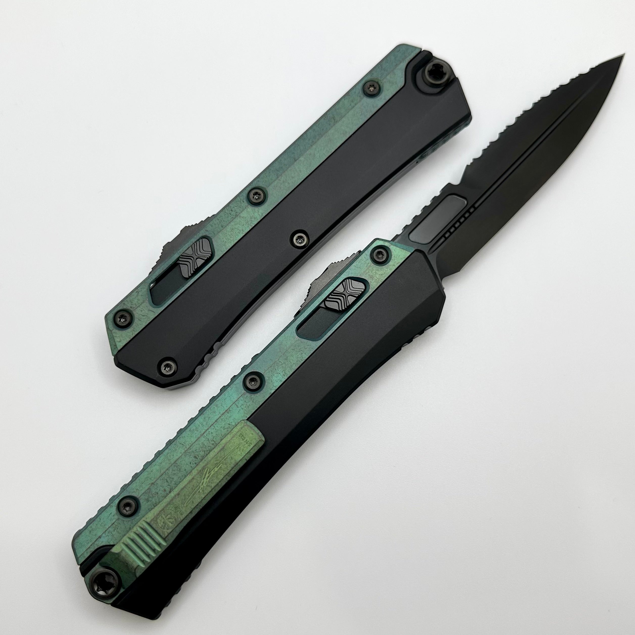 Microtech Glykon Signature Series: DLC Bayonet with Antique Green Accents