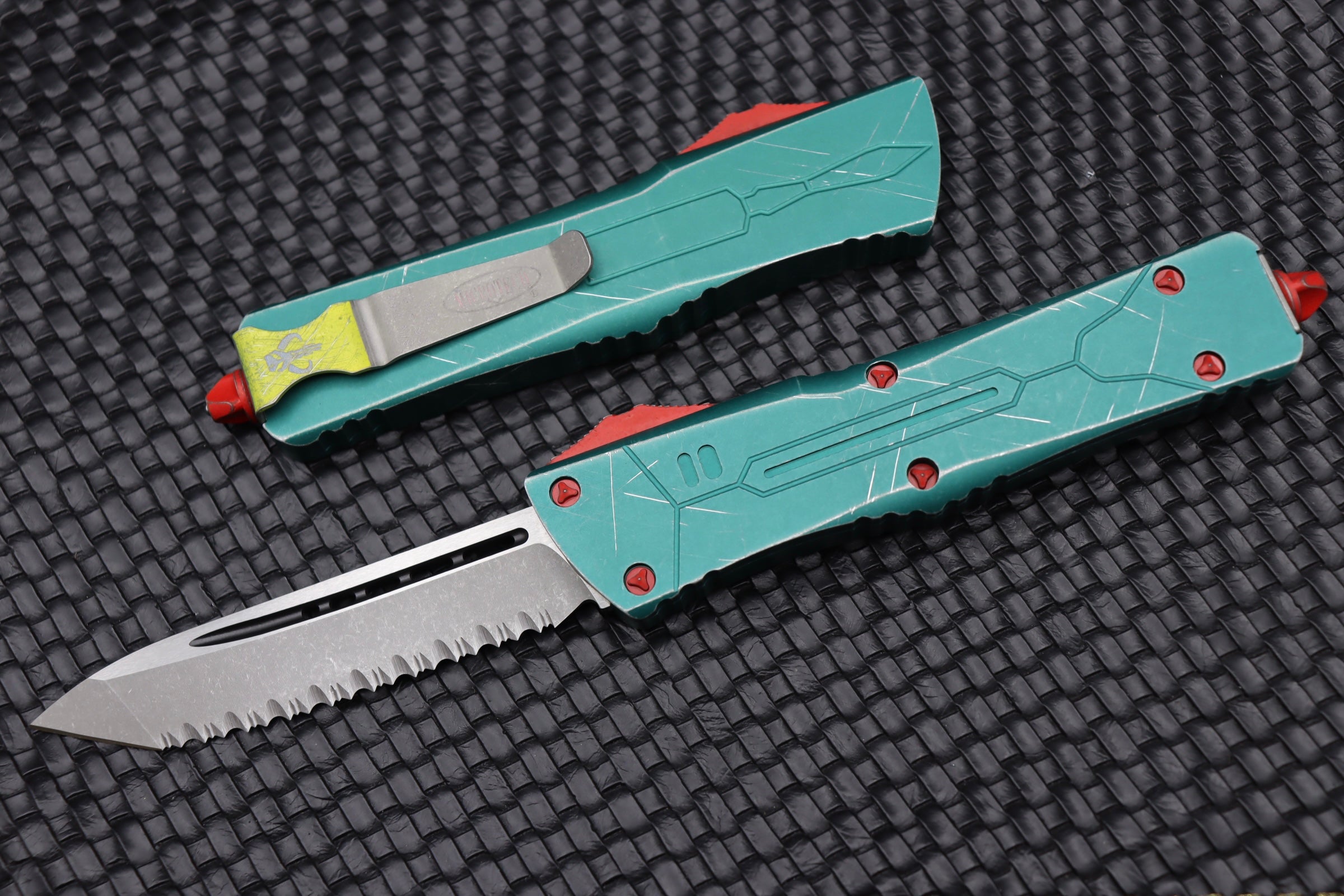 Ultimate Combat Troodon Tanto Apocalyptic Full Serrated Bounty Hunter - Premium Tactical Knife