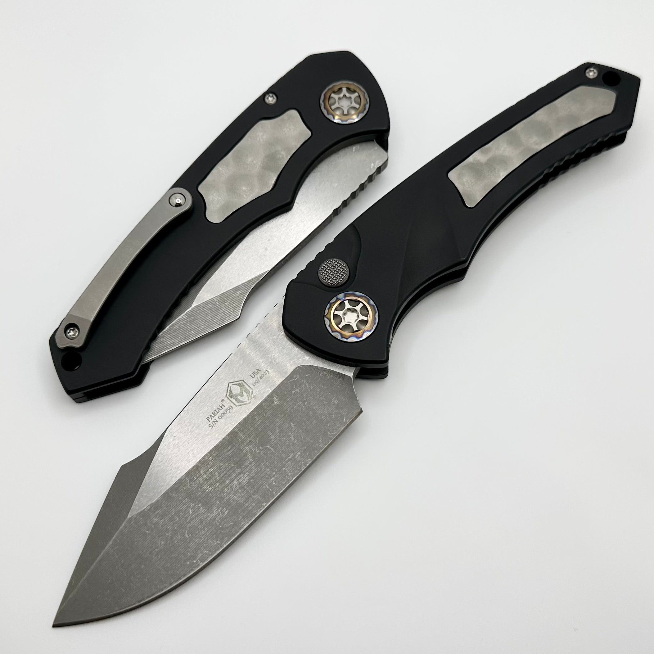 Heretic Knives Pariah Auto - Premium Battleworn Finish with Bubble Inlays & MagnaCut Blade