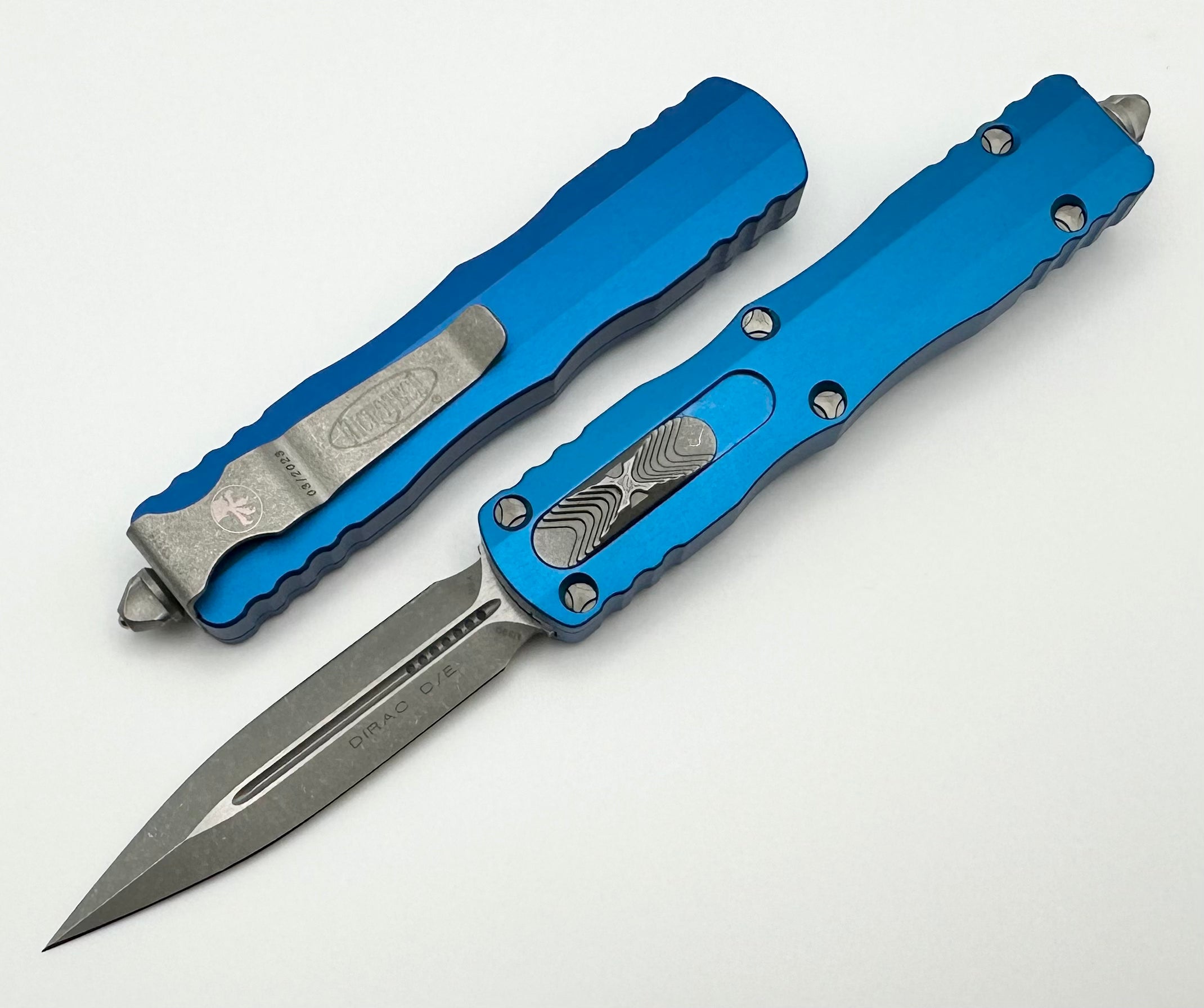 Microtech Dirac D/E Apocalyptic Standard & Blue - Ultimate EDC Knife