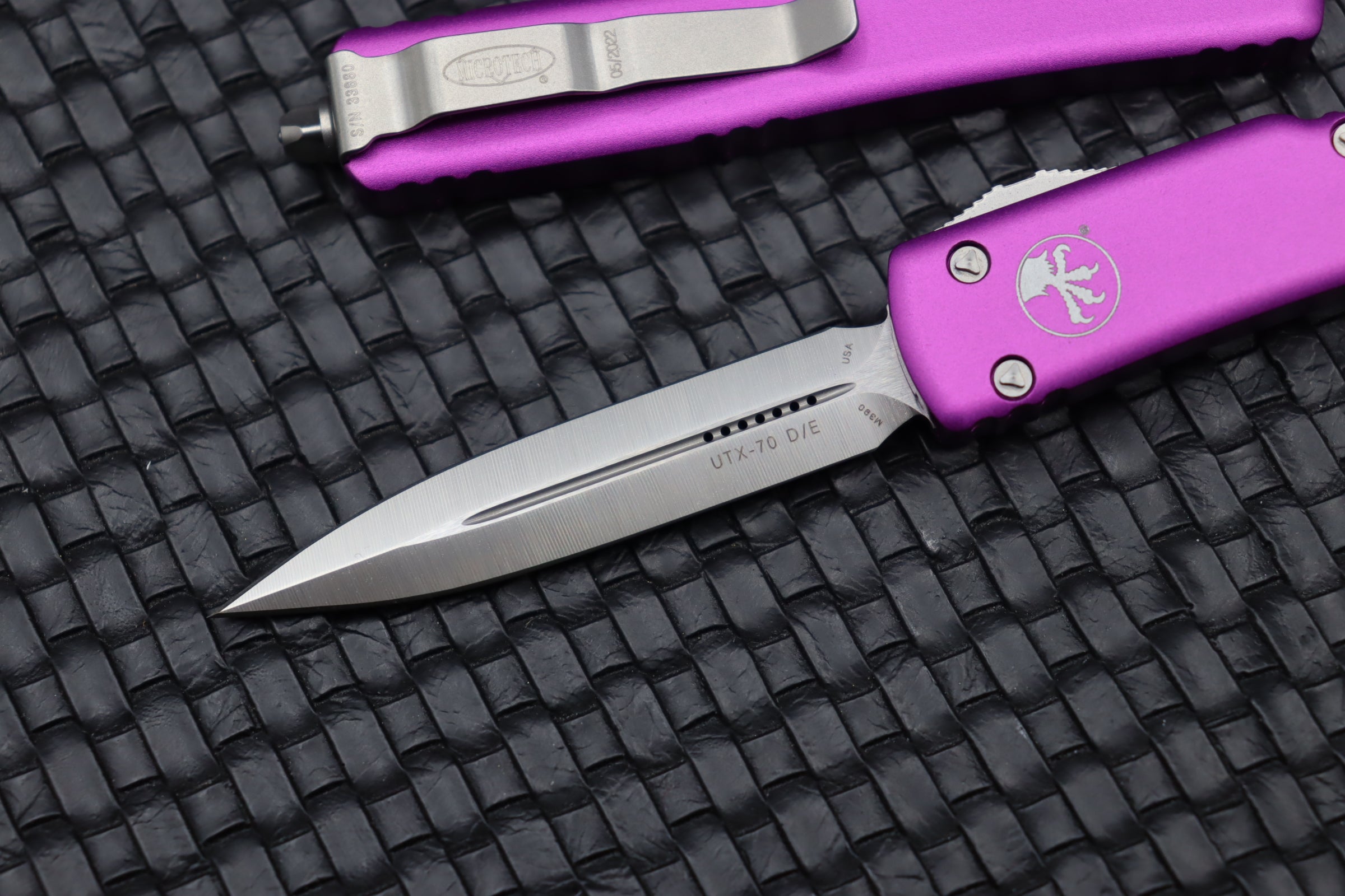 Microtech UTX-70 Double Edge Satin Violet – Compact Premium EDC Knife