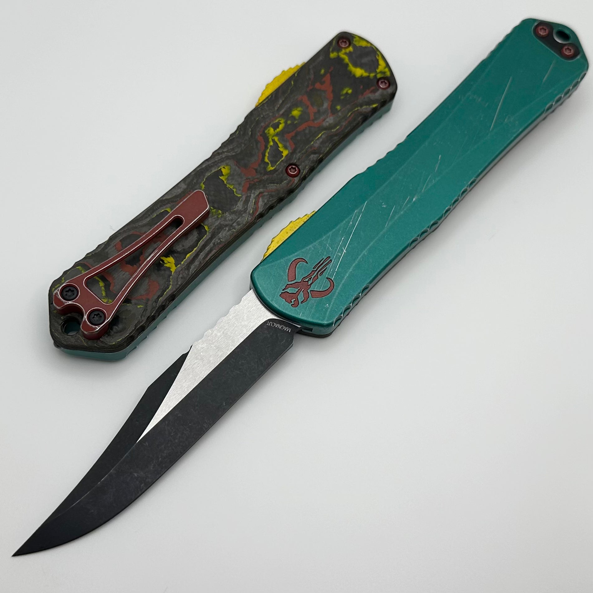 Heretic Knives Manticore X Bounty Hunter: Premium Two-Tone Bowie OTF Knife