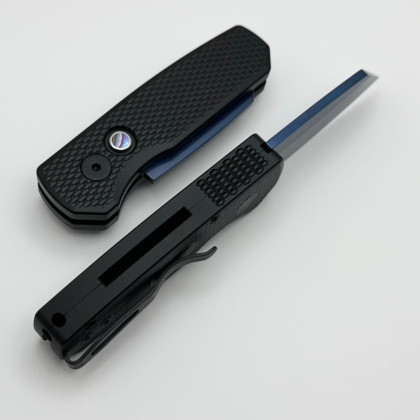 Pro-Tech Runt 5 - Premium Compact EDC Knife with Sapphire MagnaCut Blade