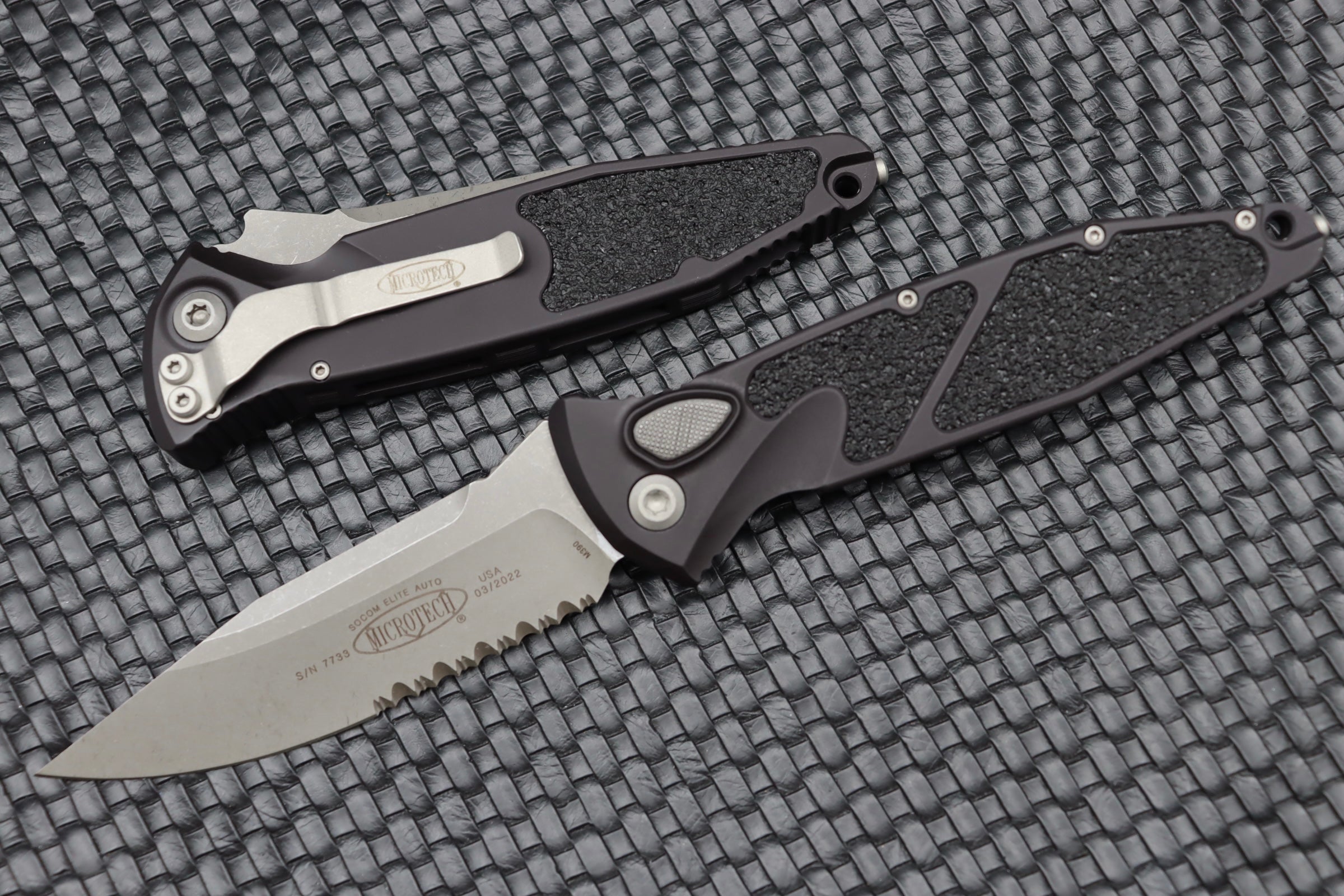 Microtech Socom Elite Auto Tactical Knife - Apocalyptic Finish, Partial Serrated Edge