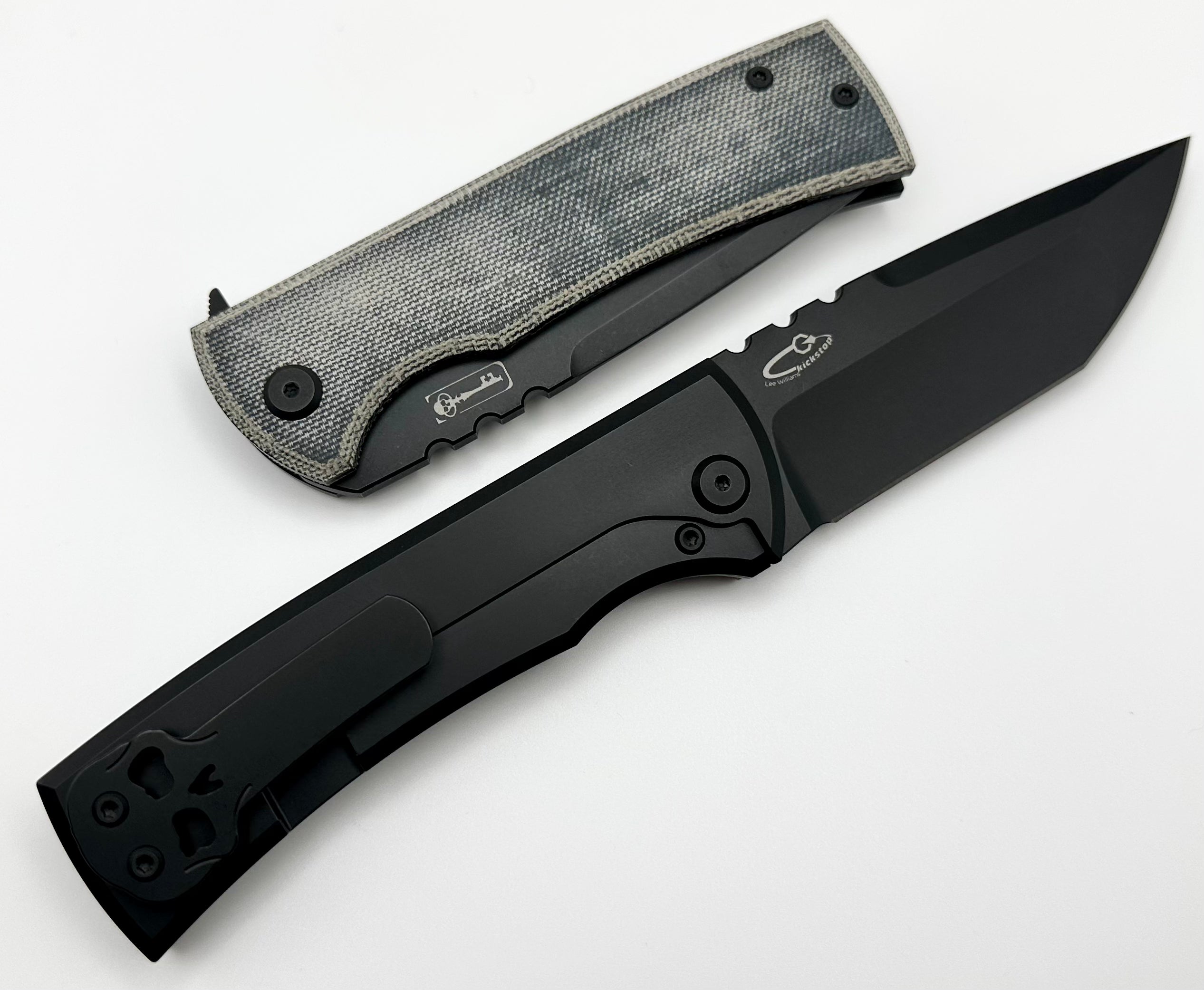 Chaves Ultramar Redencion 229 Kickstop - Exclusive Blue Denim Micarta & M390 PVD Tanto Knife