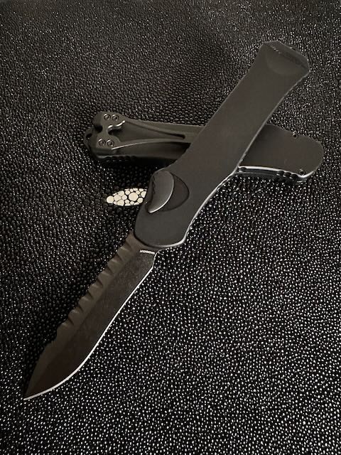 Heretic Hydra V3 DLC Tactical Knife - Premium Aluminum Handle & MagnaCut Blade