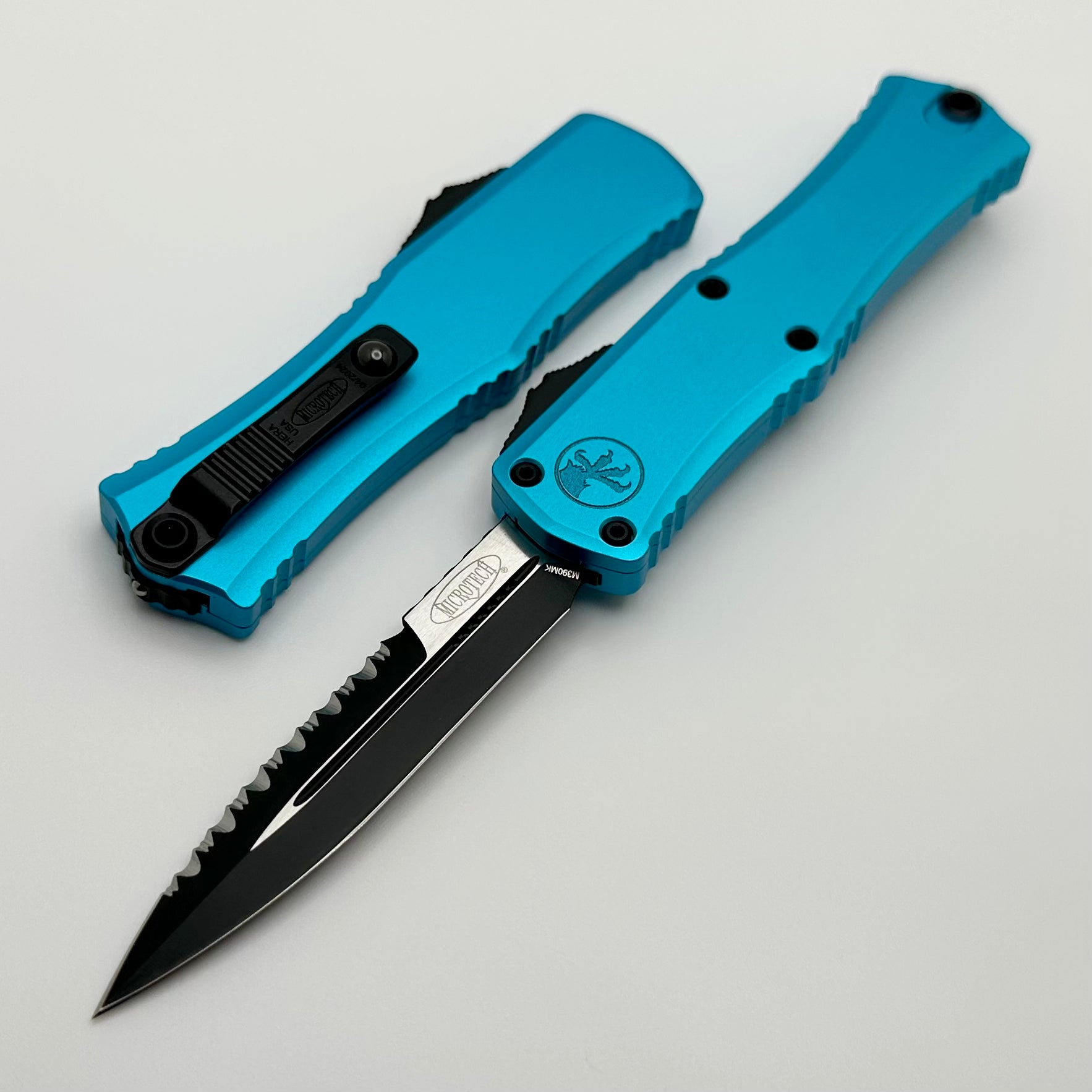 Premium Microtech Mini Hera Serrated Bayonet Knife - M390MK Steel, Turquoise