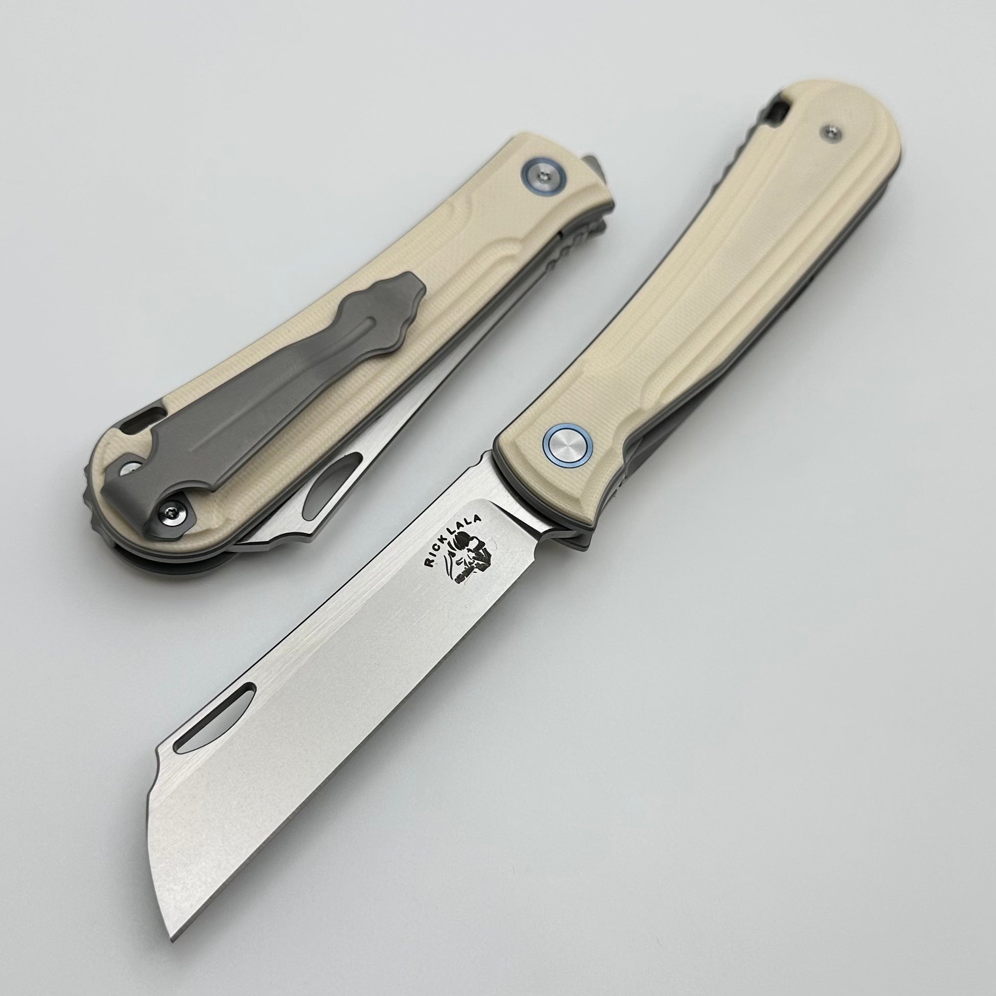 Mechforce Knives Caipira: Premium Folding Knife with M390 Blade & Ivory-G10 Handles