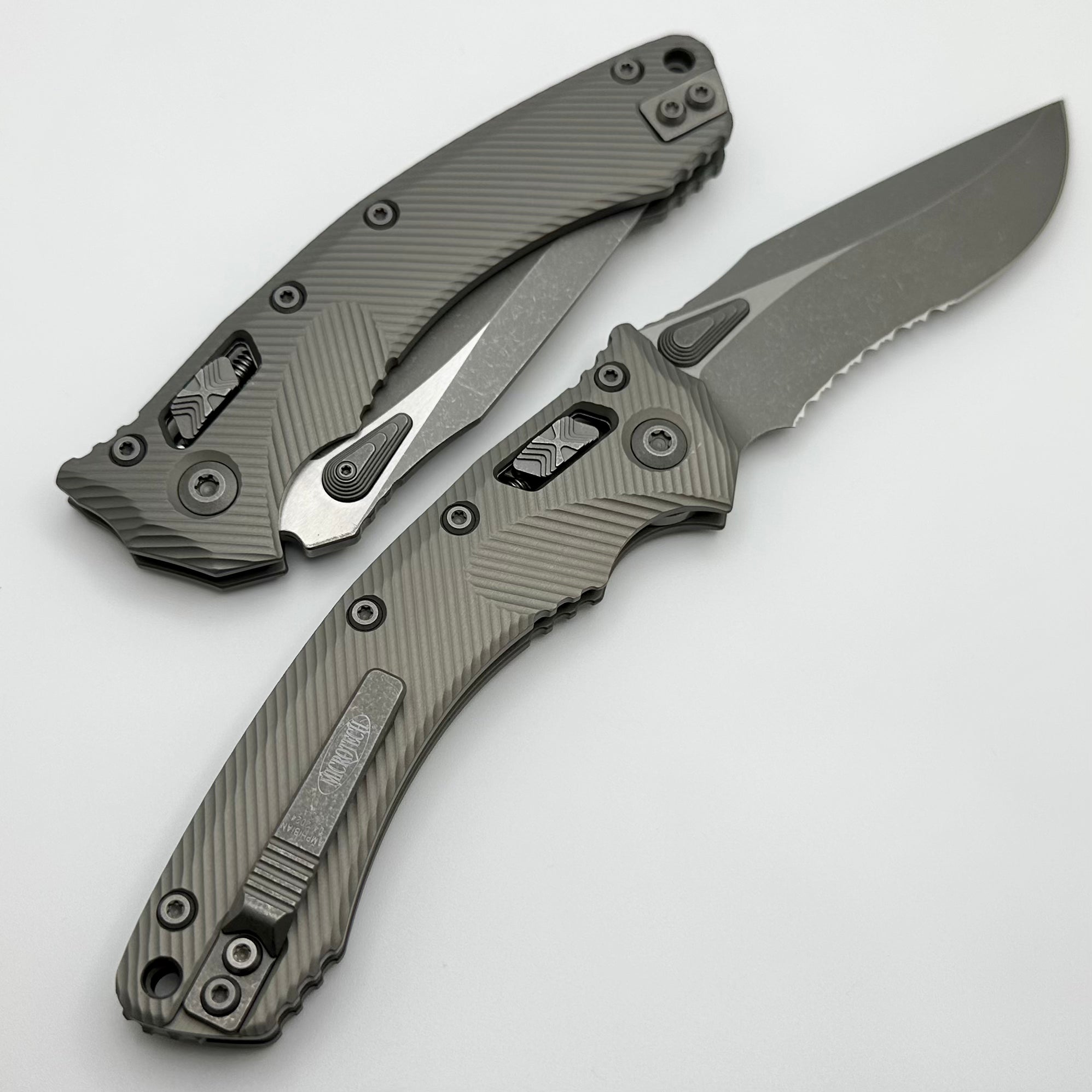 Microtech Amphibian RAM LOK Tactical Knife - Apocalyptic M390MK Blade & Fluted Aluminum Handle