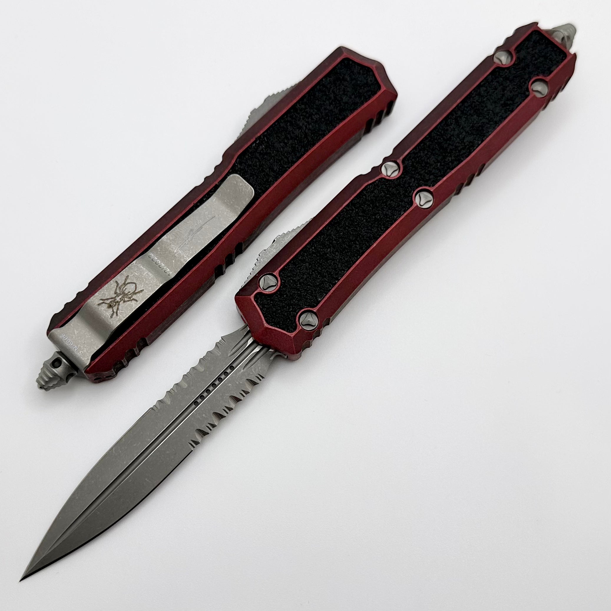 Microtech Makora Premium Apocalyptic Double Edge Knife - Red Weathered Finish w/ Nickel Boron Internals