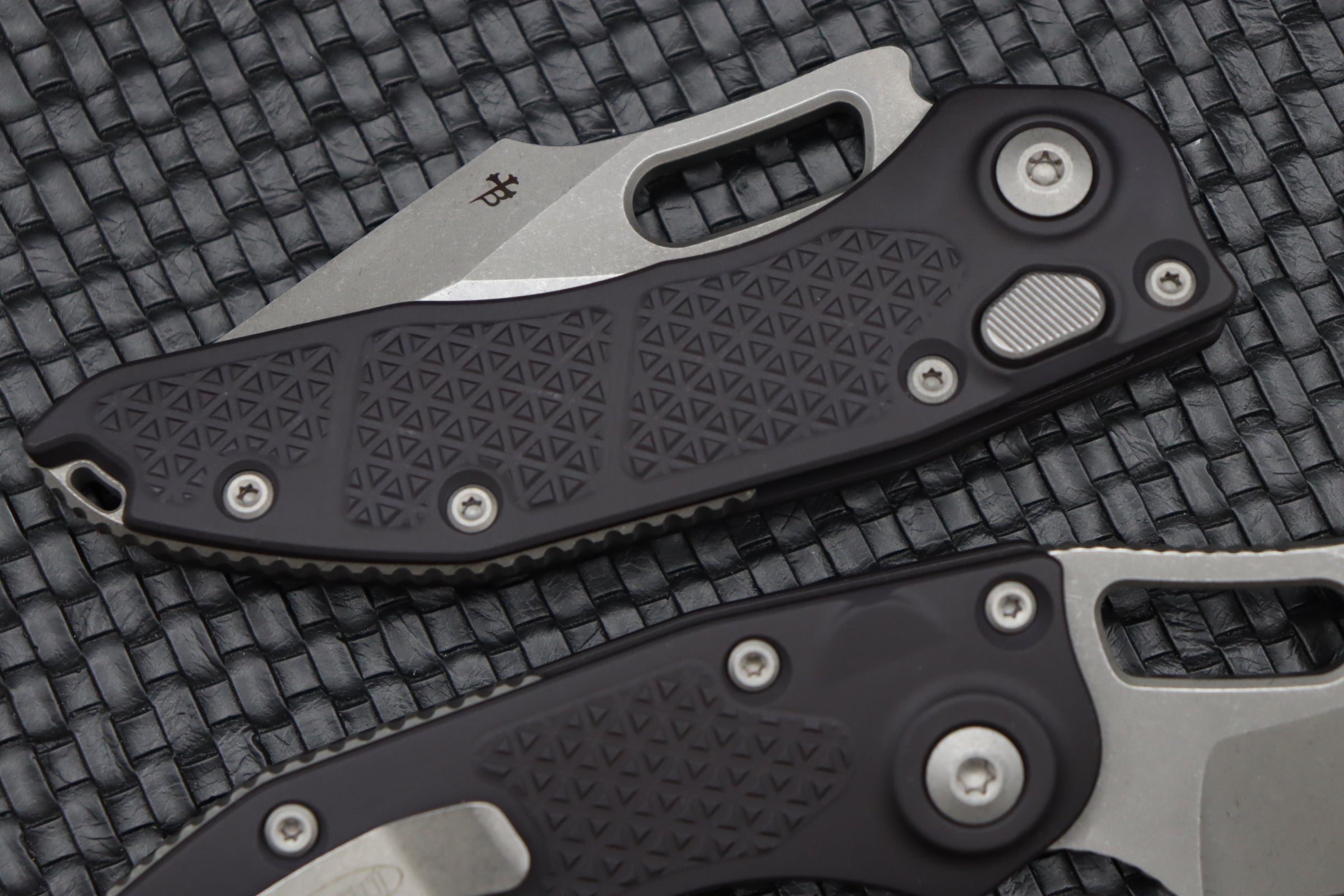 Microtech Borka Stitch Fully Serrated Apocalyptic Standard 169-12AP - Premium Tactical Knife