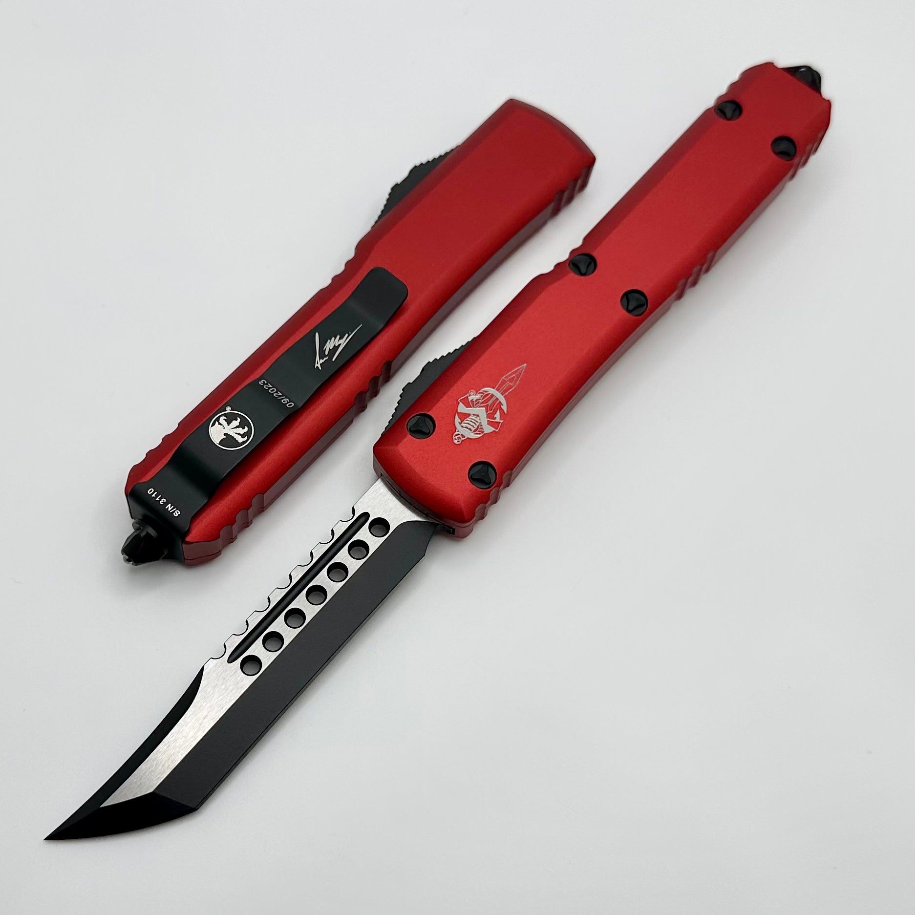 Premium Microtech Ultratech Hellhound Red Signature Series - Ultimate Tactical Knife