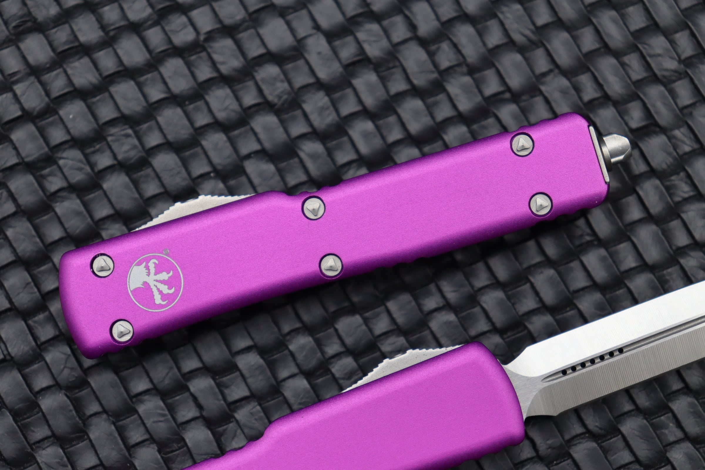 Microtech UTX-70 Double Edge Satin Violet – Compact Premium EDC Knife