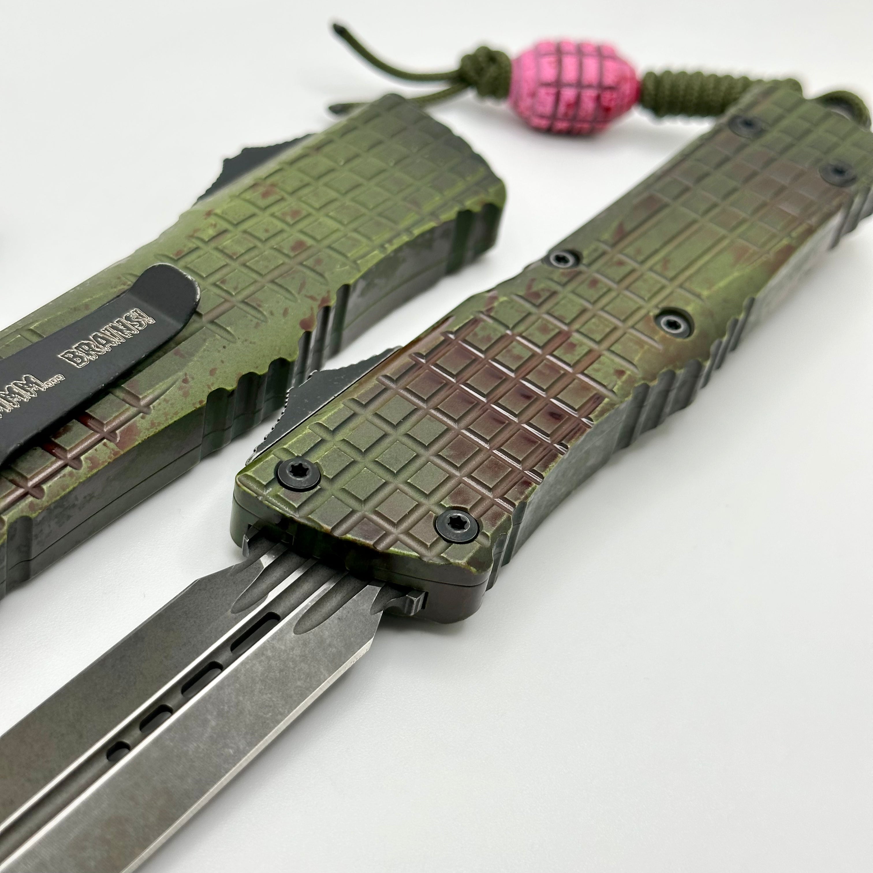 Microtech Combat Troodon Double Edge Delta Frag Outbreak - Premium Tactical Knife with Brain Bead Signature Series