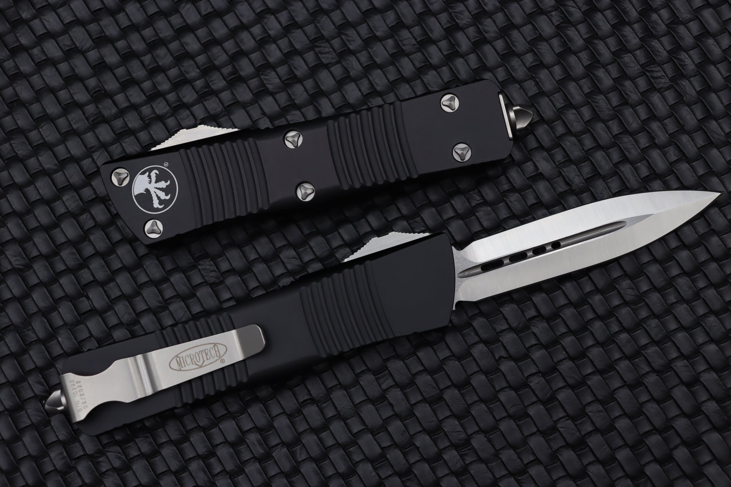 Microtech Troodon D/E Satin & Black - Ultimate Compact OTF Knife