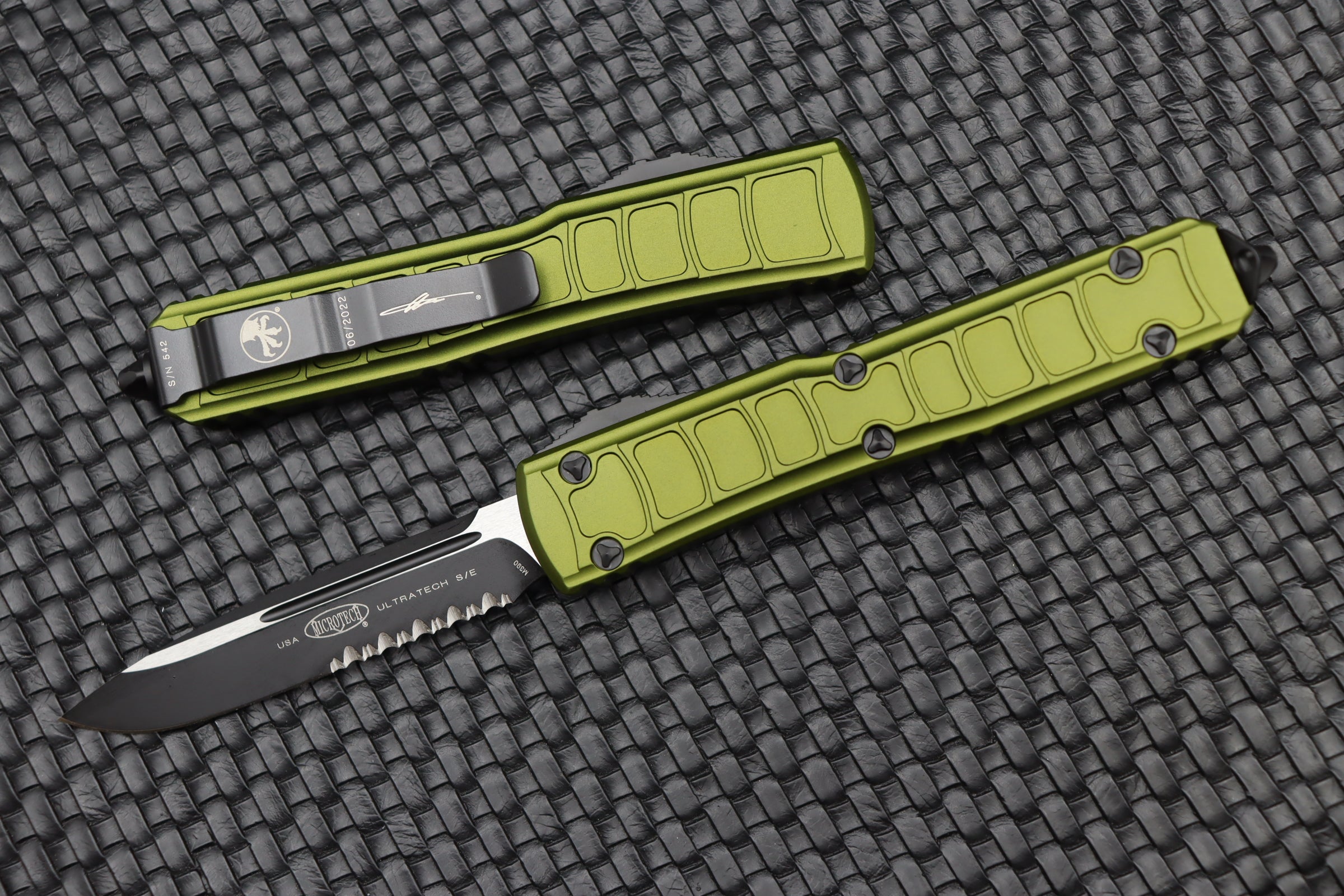 Microtech Ultratech OTF Tactical Knife - Black & OD Green Signature Series