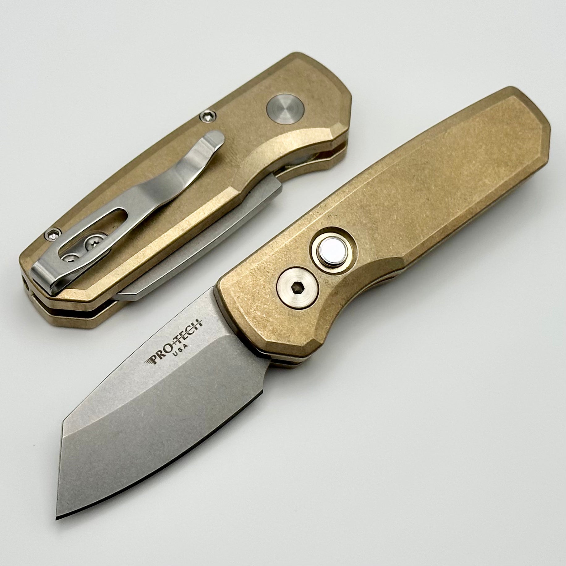 Pro-Tech Runt 5 Premium Folding Knife - AlBronze Handle & Stonewash MagnaCut Blade