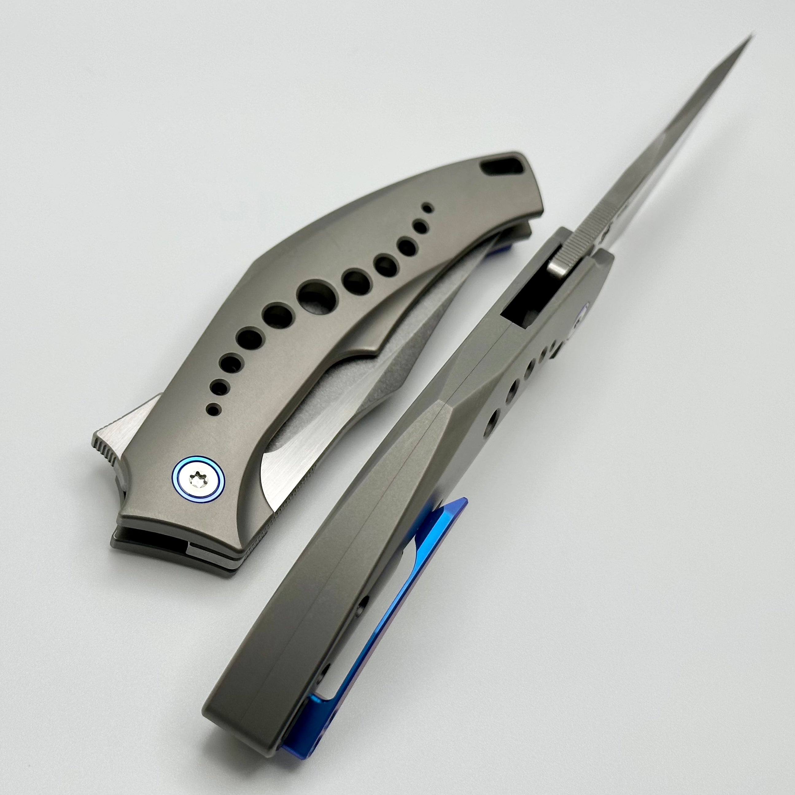 Premium Mechforce Tashi SOS Folding Knife - M390 Steel & Titanium Handles with Blue Accents