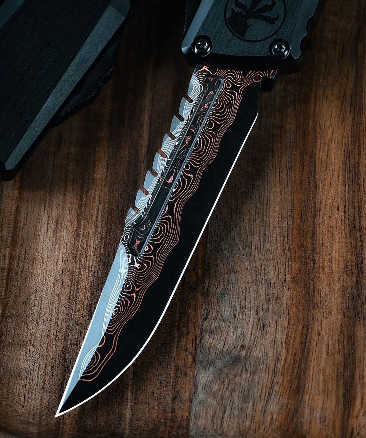 Microtech Combat Troodon Gen III LT Interceptor - Premium Damascus OTF Knife