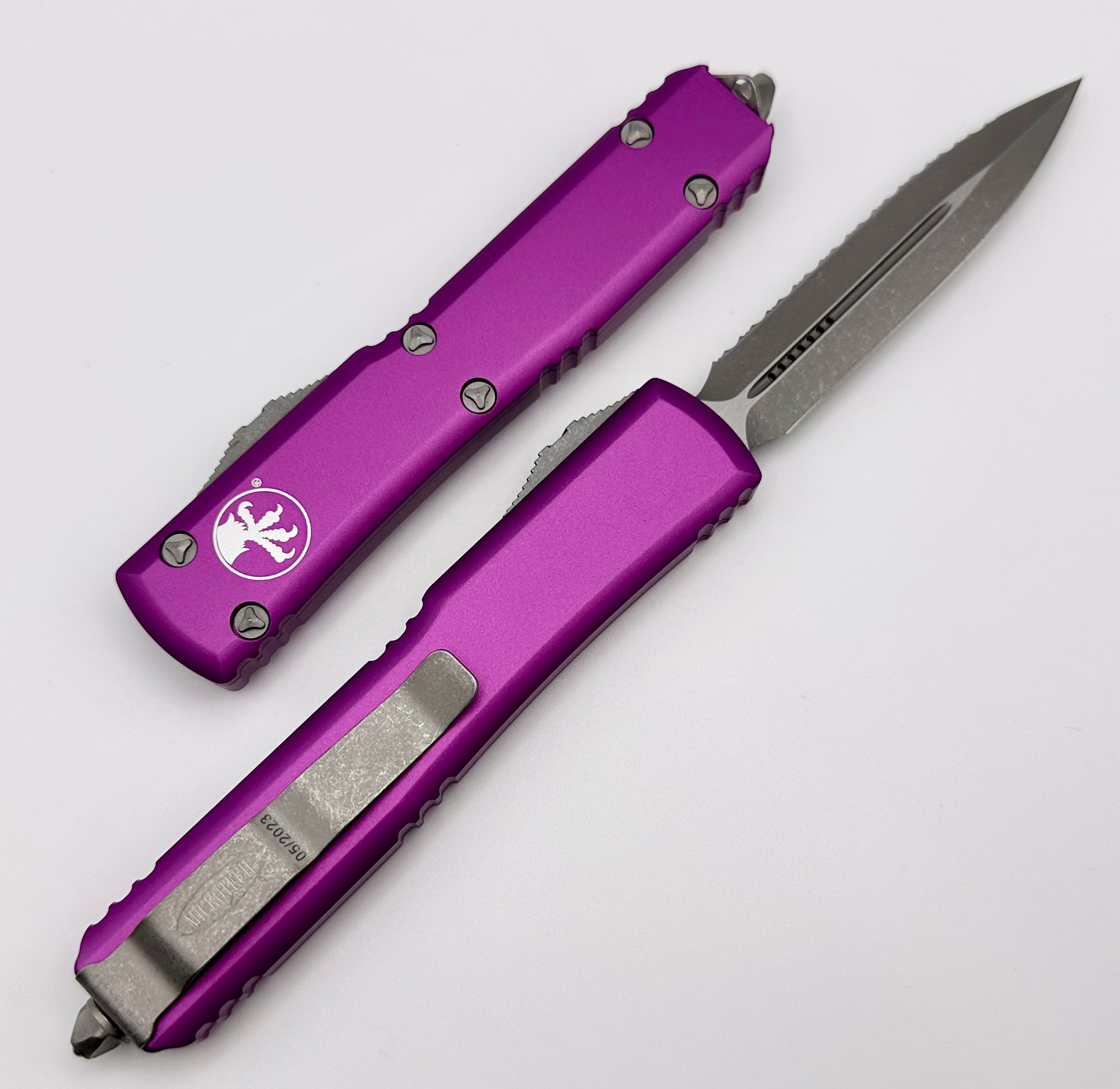 Premium Microtech Ultratech D/E Apocalyptic Full Serrated Knife - Violet Finish