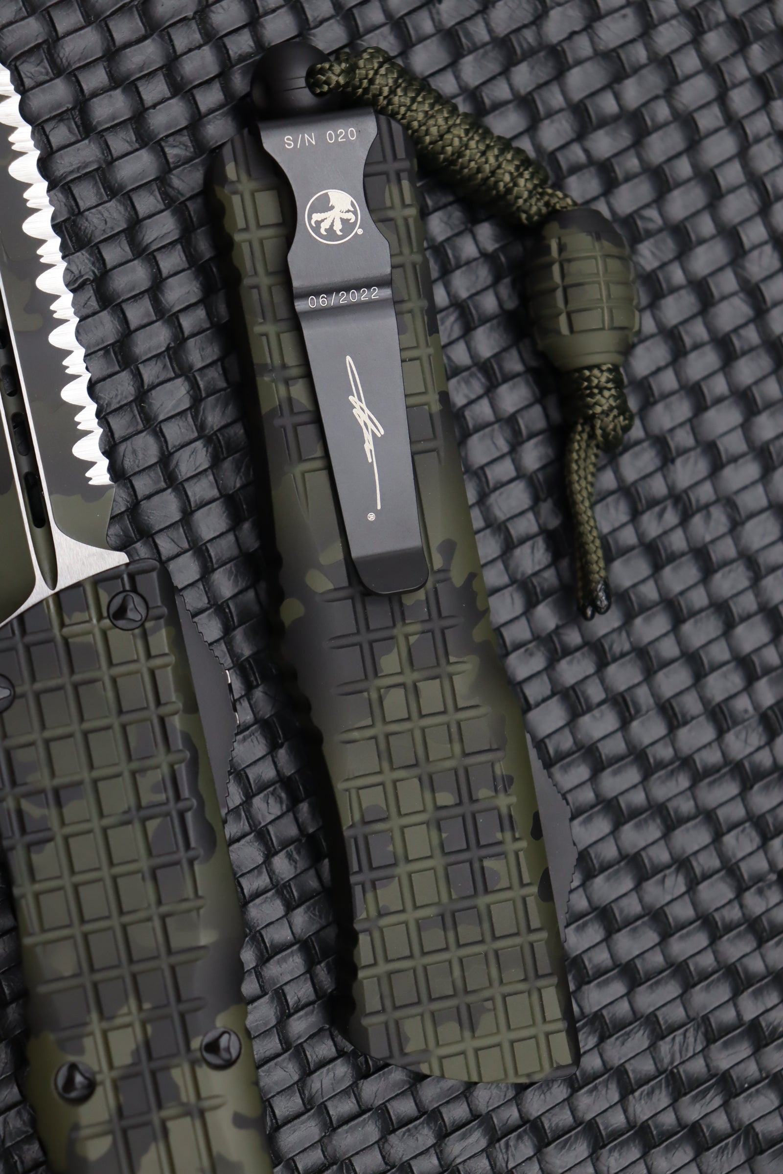 Microtech Combat Troodon OD Green Frag Camo - Premium Tactical OTF Knife with Double Edge Full Serration