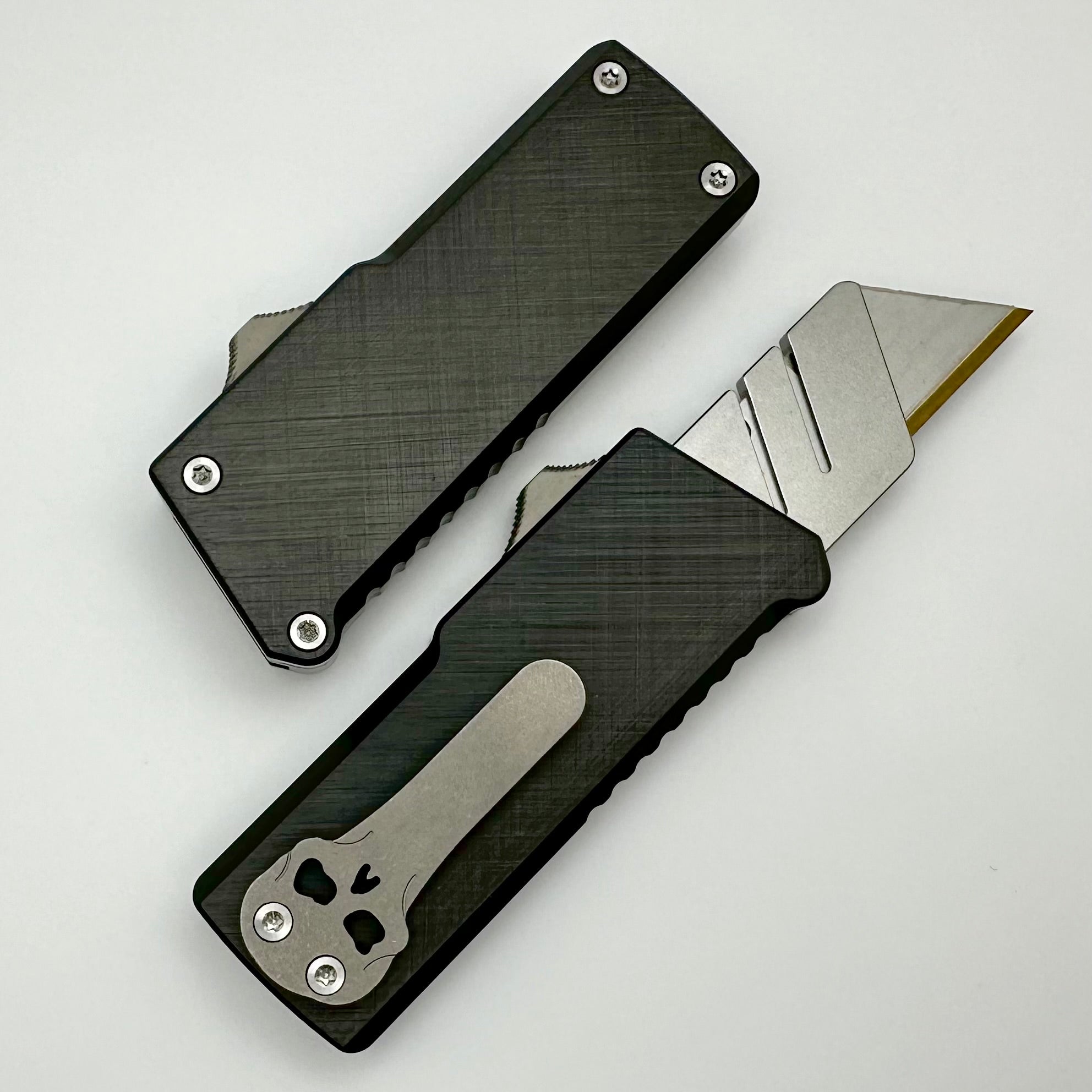 Premium Chaves Auto C.H.U.B OTF Knife - Crosshatch Black Handles