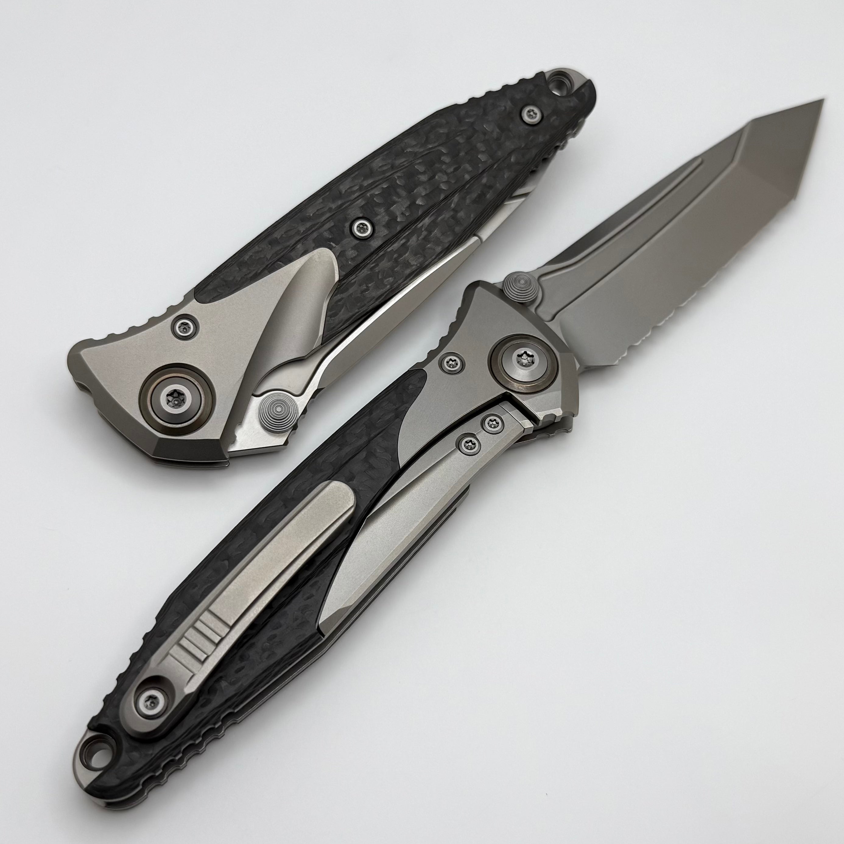 Premium Microtech Socom Bravo T/E Tactical Knife - Bronze Ti Pivot & Carbon Fiber Scales