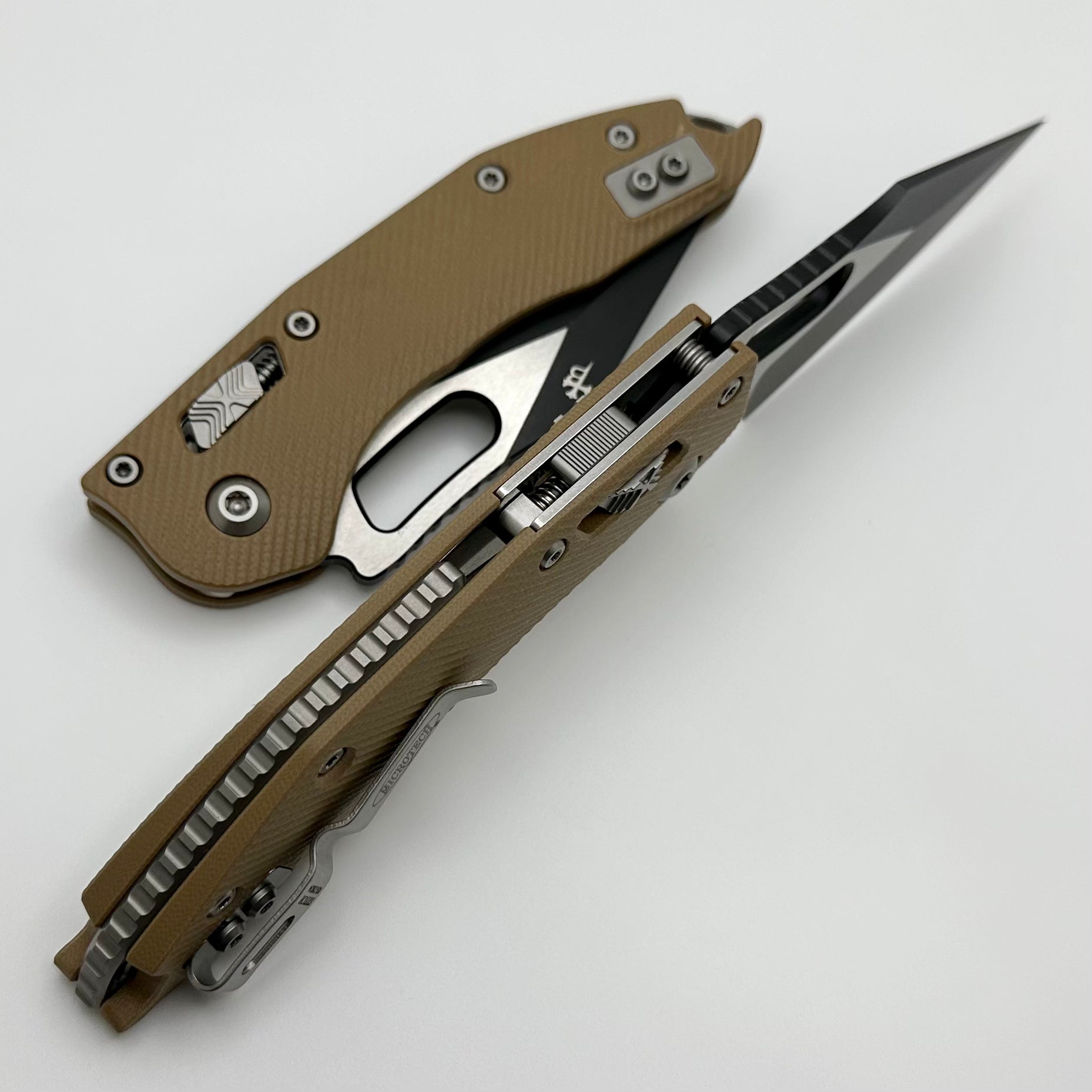 Microtech Ultimate Stitch RAM LOK Knife - Premium G-10 Handle & M390MK Blade