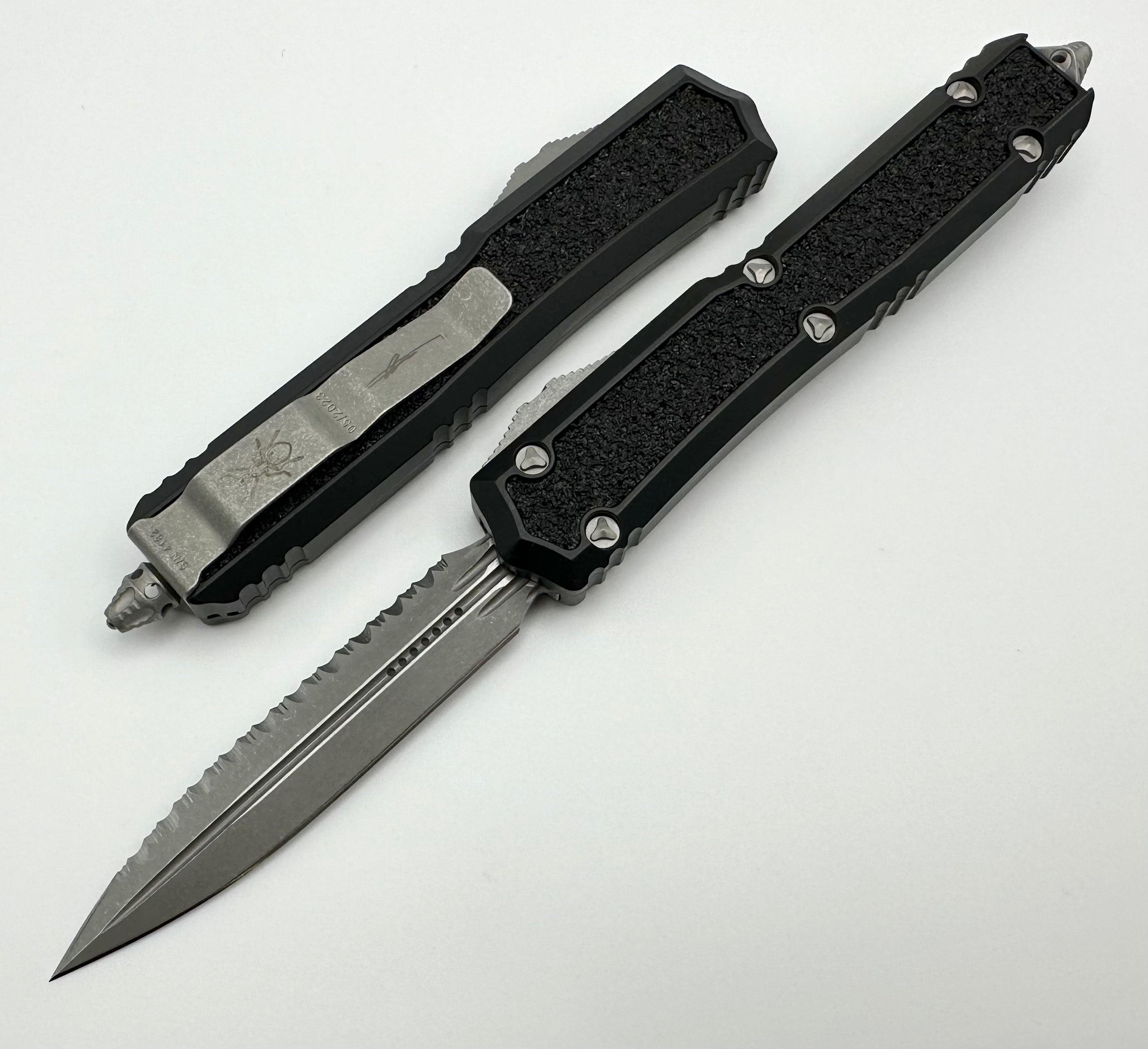 Premium Microtech Makora Double Edge Apocalyptic Knife - Black Signature Series