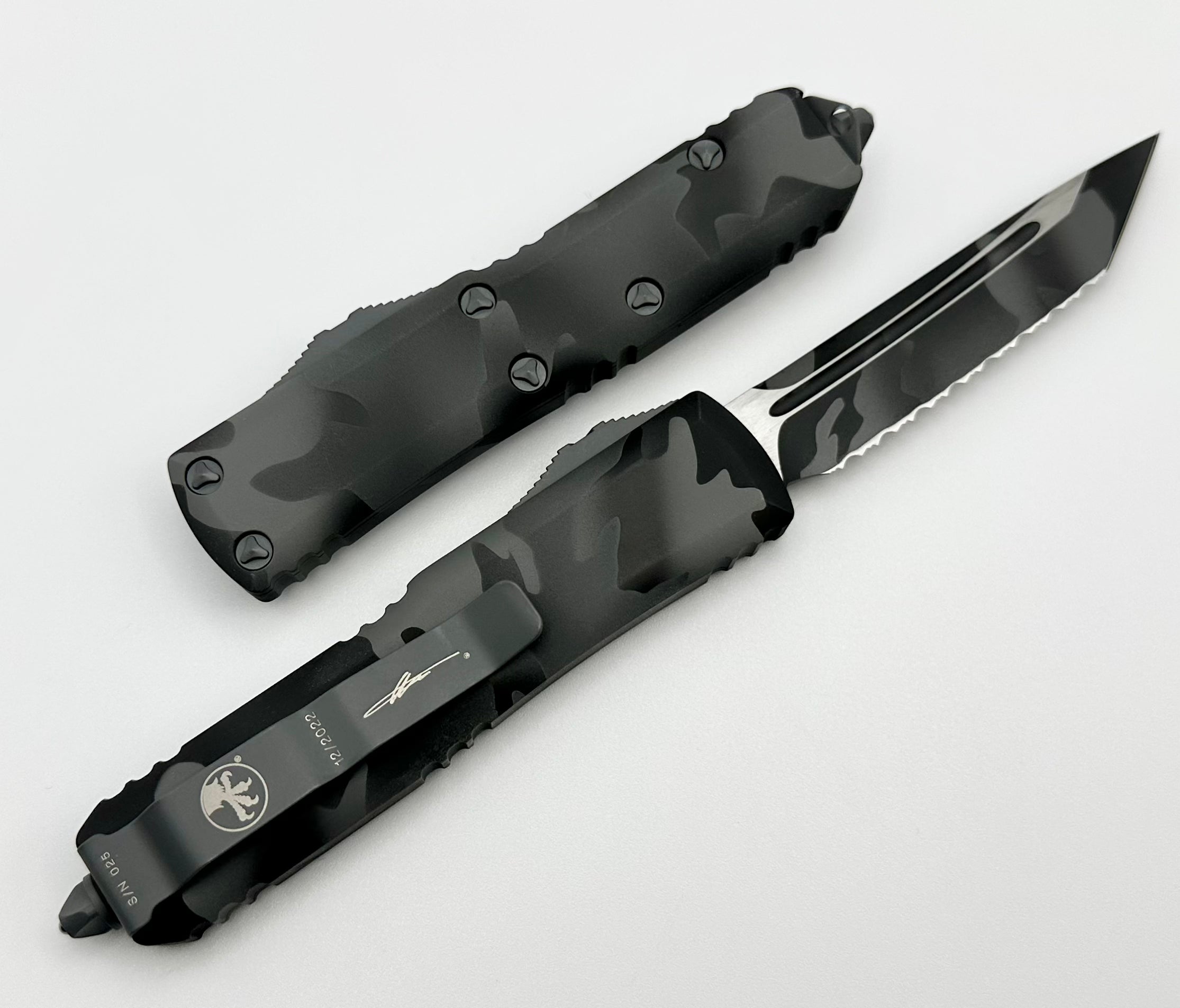 Microtech UTX-85 Tanto T/E Fully Serrated Urban Camo - Premium EDC Knife