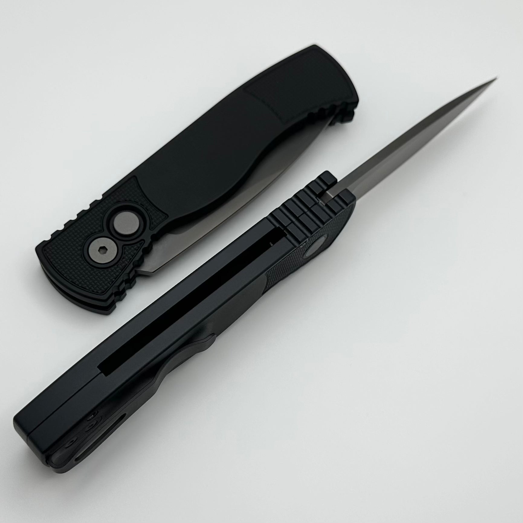 Pro-Tech TR-2 Ultimate Tactical Auto Knife - Black Textured Aluminum w/ Smokey Gray DLC MagnaCut Blade