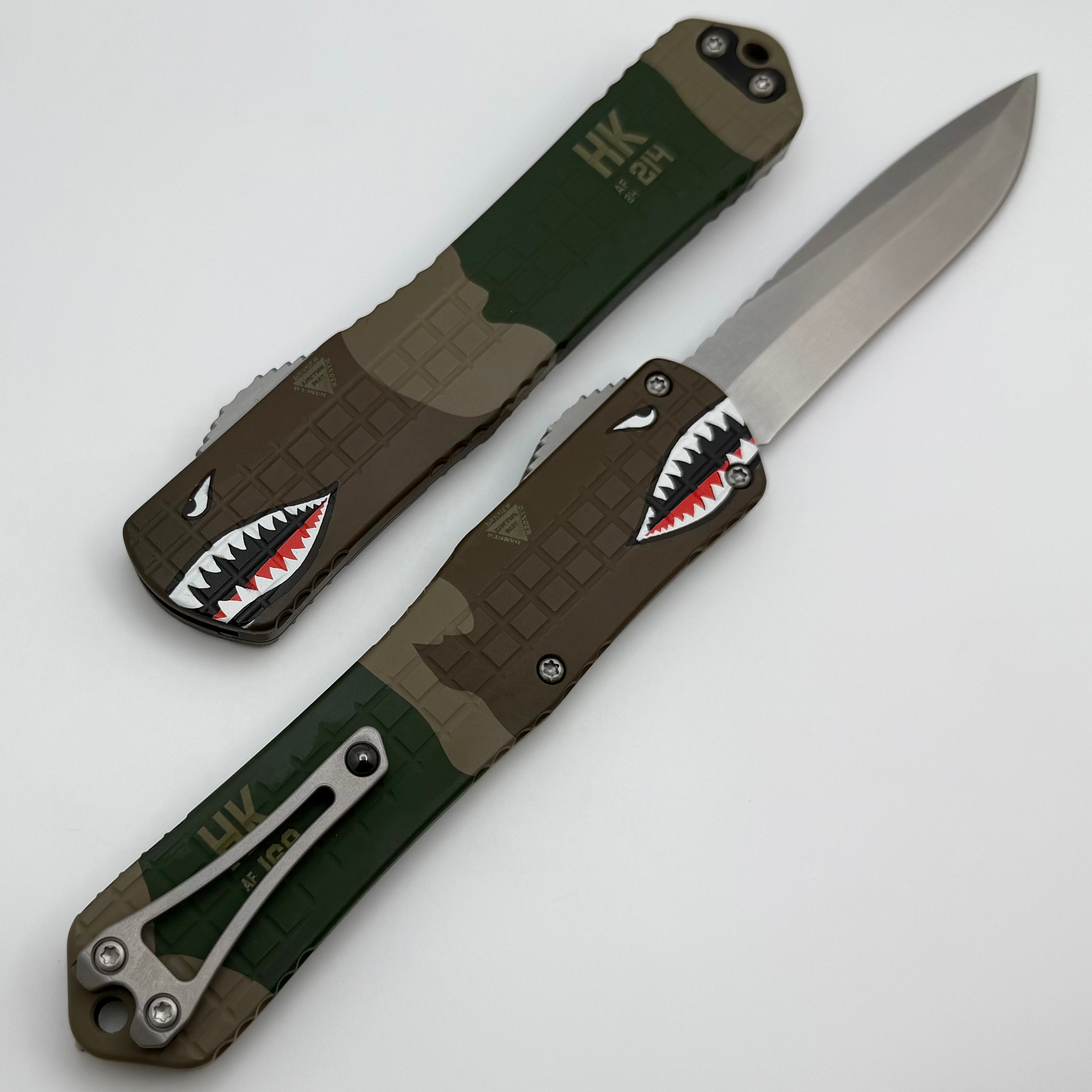 Heretic Knives Manticore X A-10 Edition: Premium Frag Handle & Stonewash Recurve MagnaCut Blade