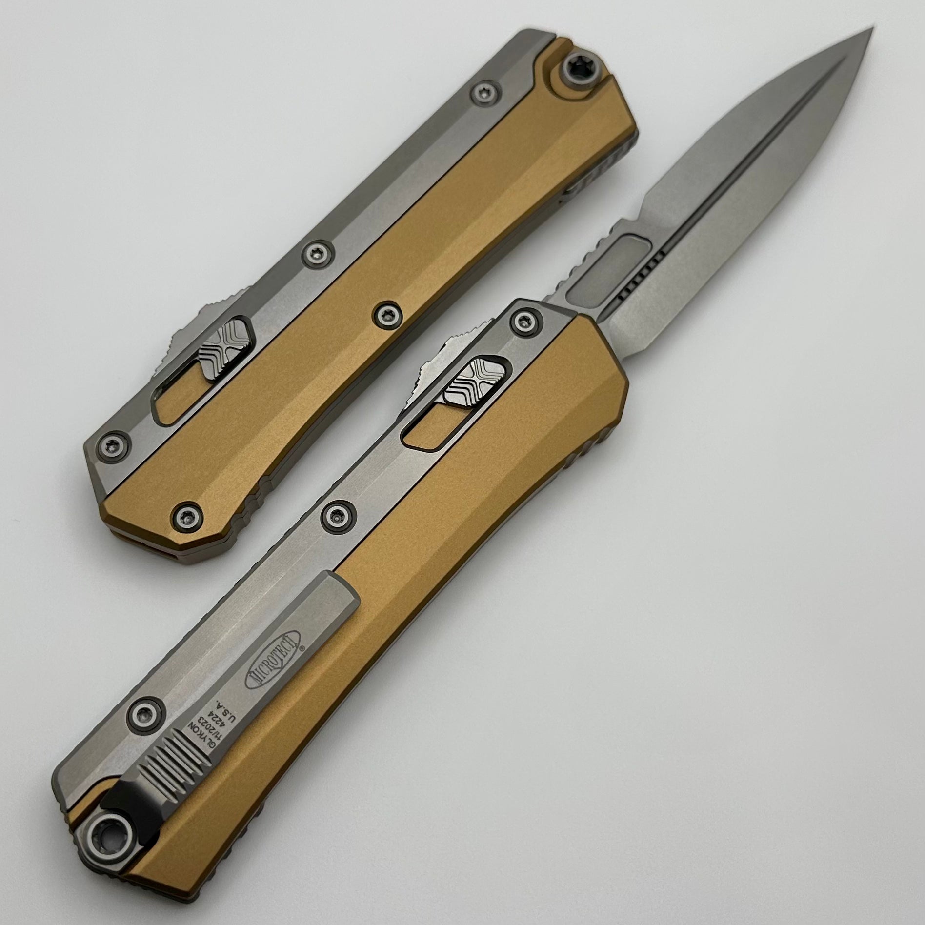 Microtech Glykon Stonewash Premium Folding Knife - Ultimate EDC Companion