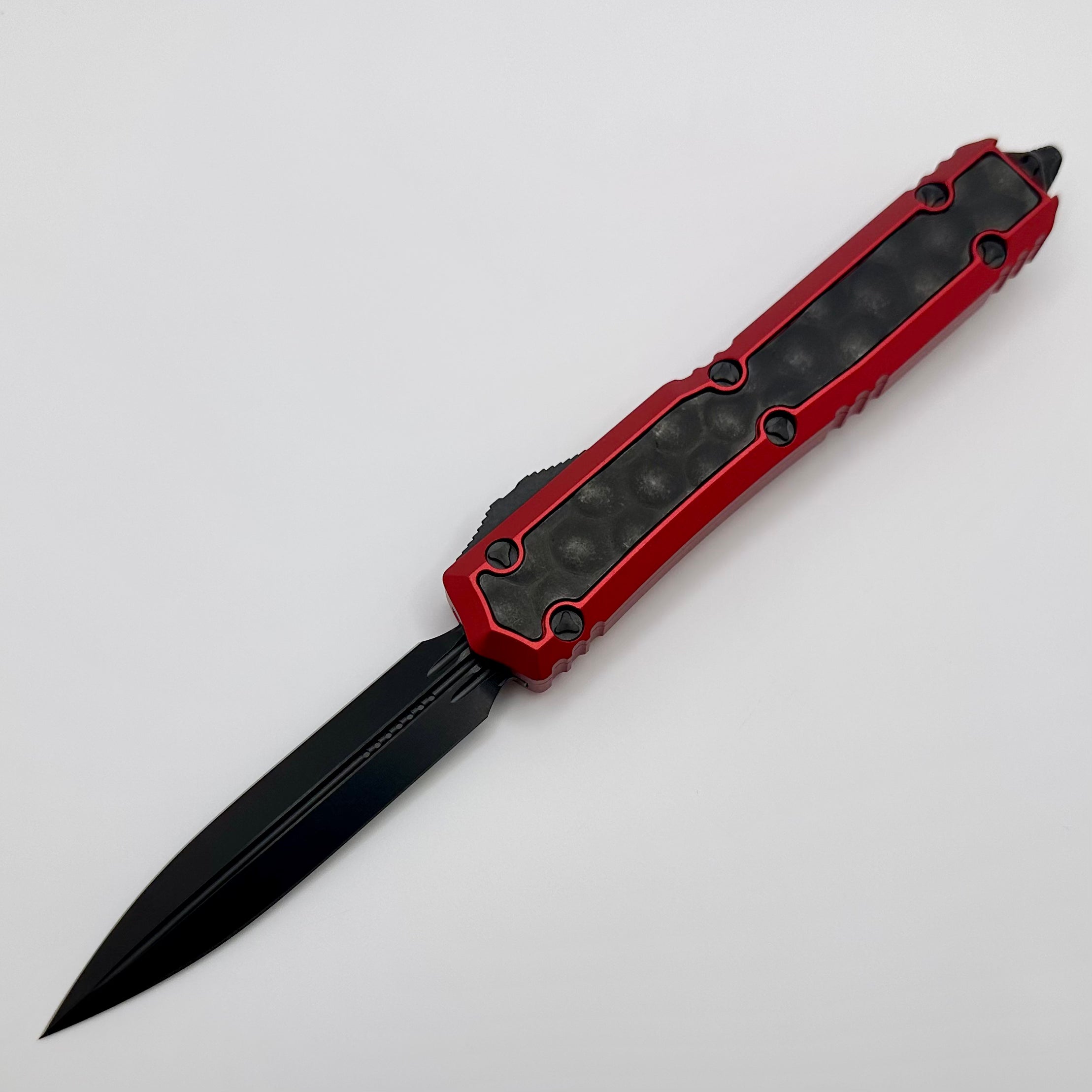 Microtech Makora Red Chassis - Premium DLC Double Edge Knife with Bubble Inlays (Pre-Owned)