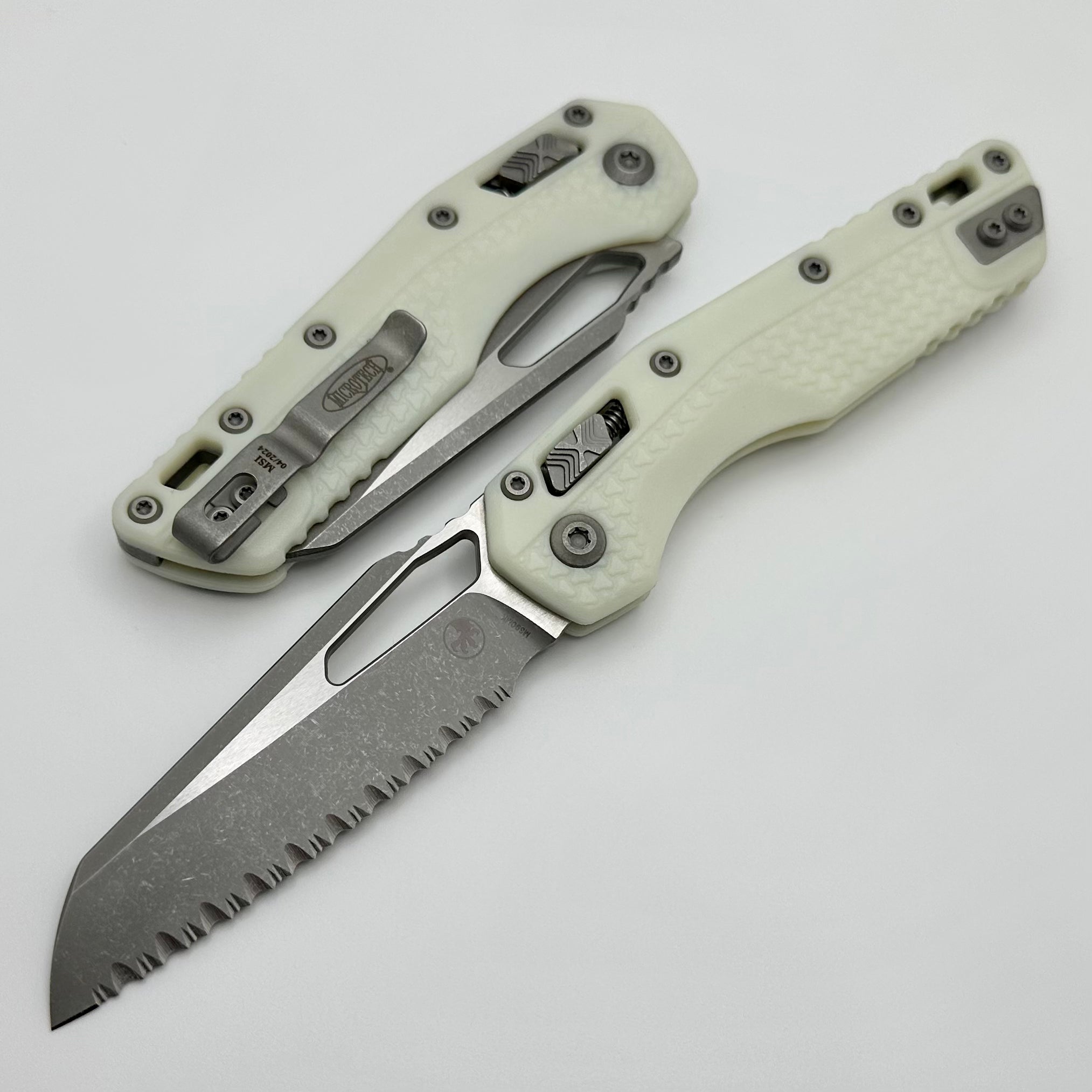 Microtech MSI Premium Folding Knife - White Polymer & Apocalyptic Serrated M390MK Blade