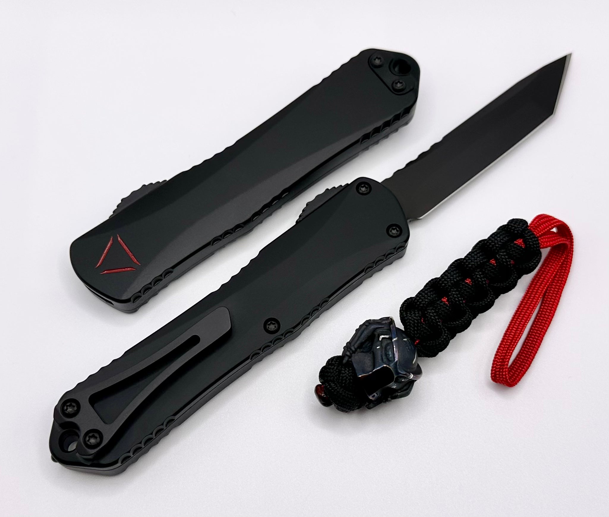 Heretic Knives Manticore E Black Predator Tactical OTF Knife with Red Reticle, Tanto MagnaCut Blade & Cobalt Predator Bead