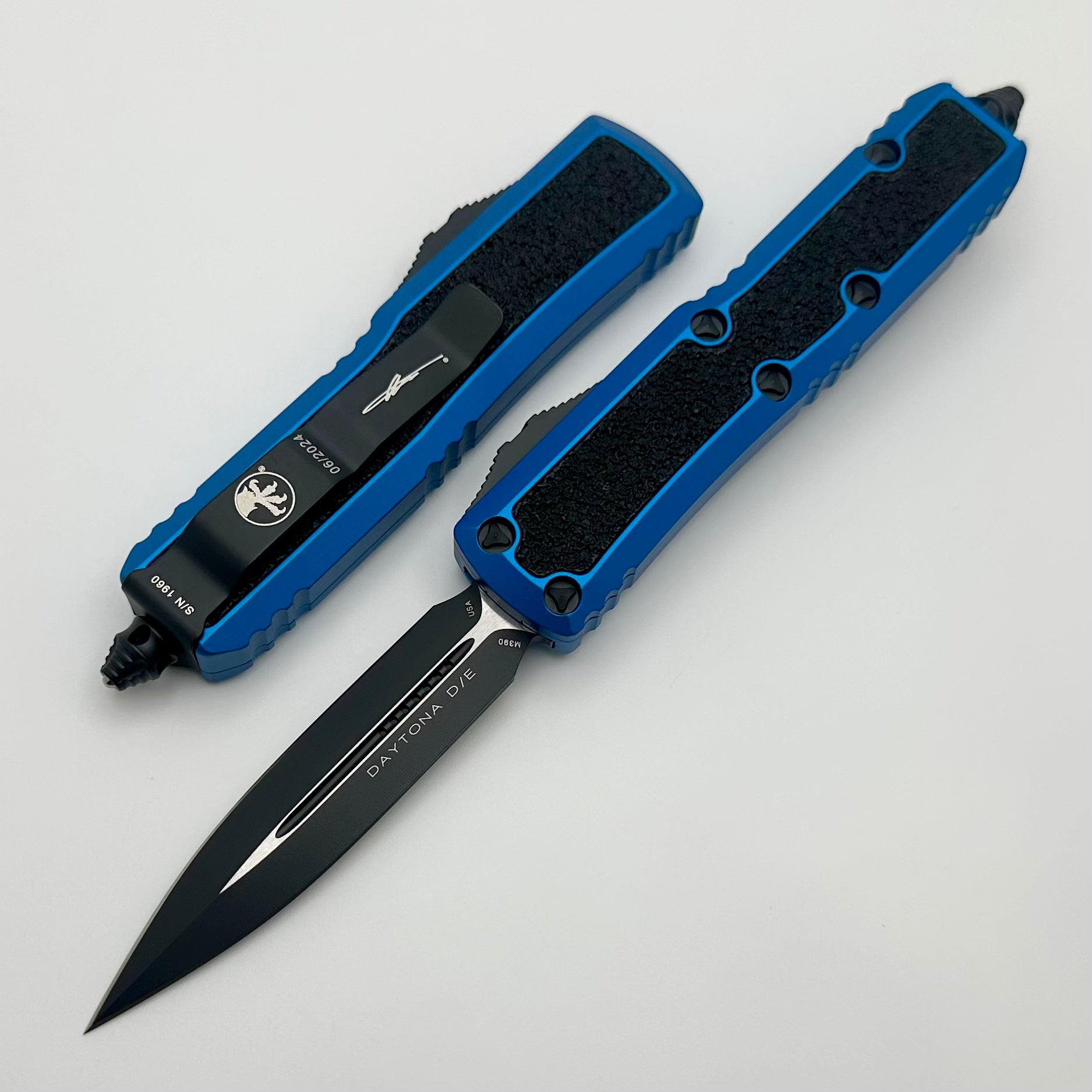 Microtech Daytona D/E Blue Ultimate Tactical Knife with Grip Tape Inlays