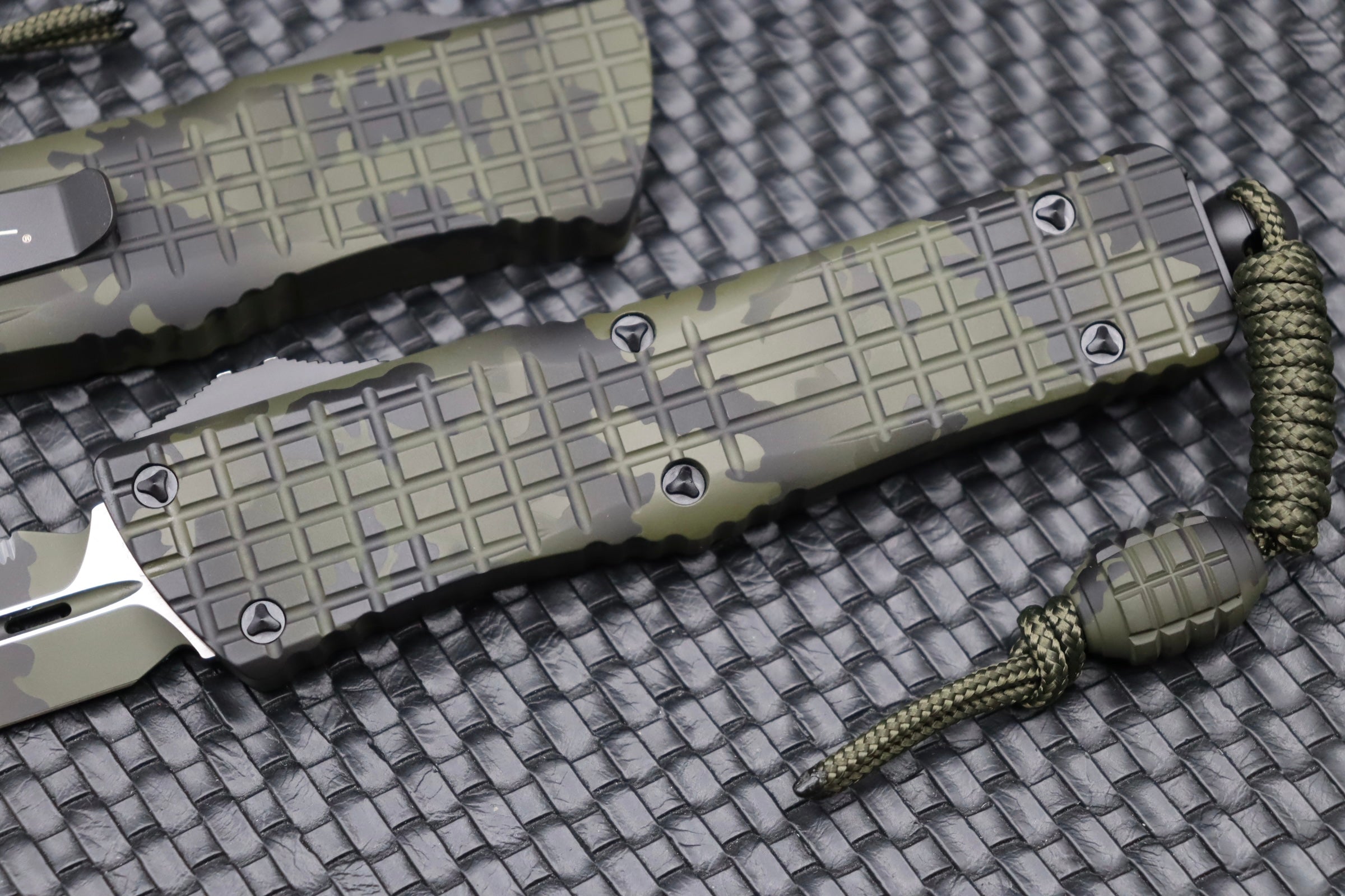 Microtech Combat Troodon OD Green Frag Camo - Premium Tactical OTF Knife with Double Edge Full Serration