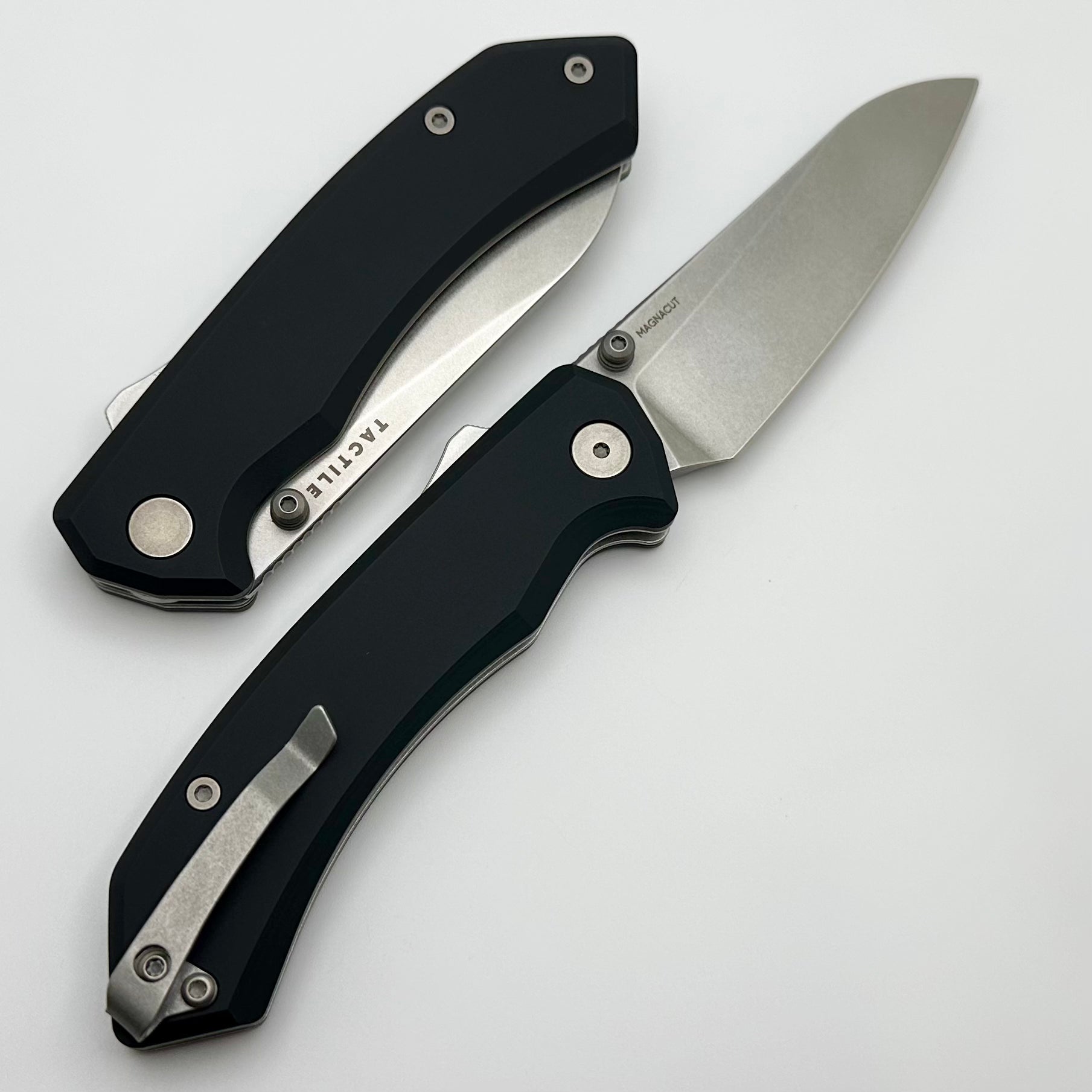 Ultimate Tactile Knife Chupacabra - Premium Black Aluminum & MagnaCut