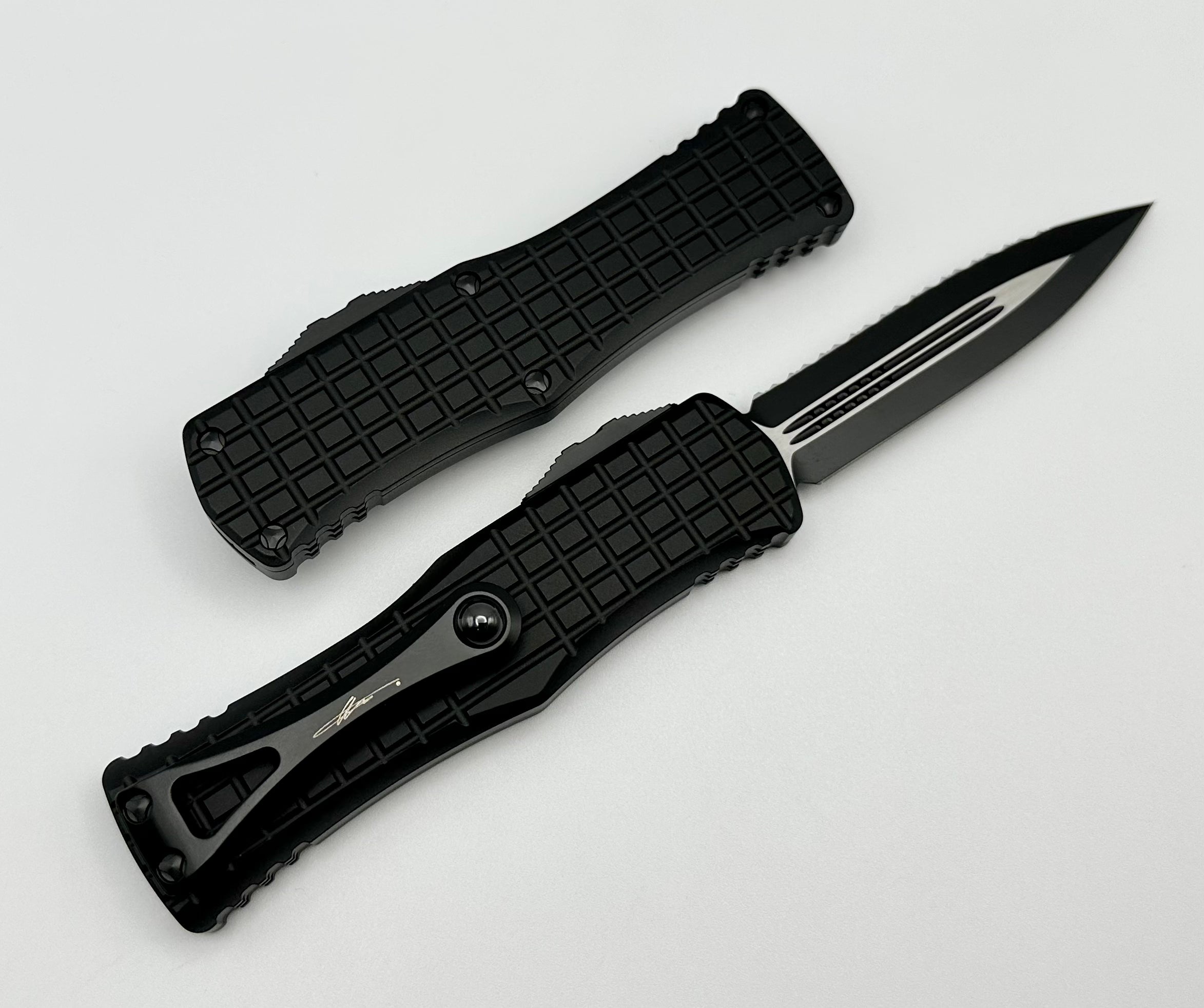 Microtech Hera Frag Double Edge Tactical Knife - Premium Full Serrated Blade