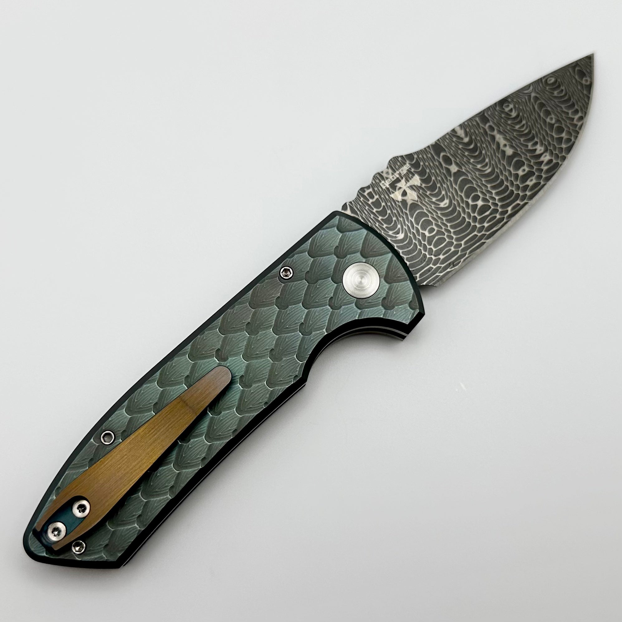 Pro-Tech SBR Short Bladed Rockeye: Premium Green Double Feather Texture with Bronze Titanium Handle & Abalone Button | Vegas Forge Damascus 2023 Custom 004