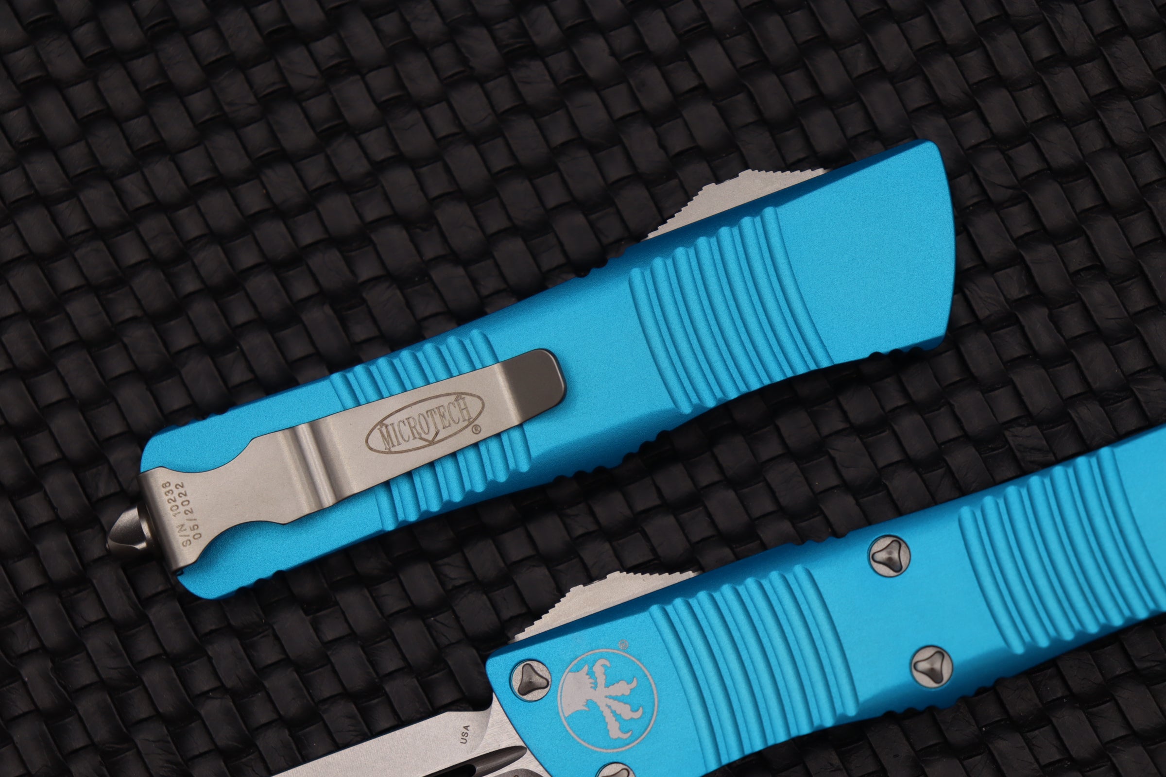 Microtech Troodon Double Edge Stonewash Knife - Premium Turquoise Edition